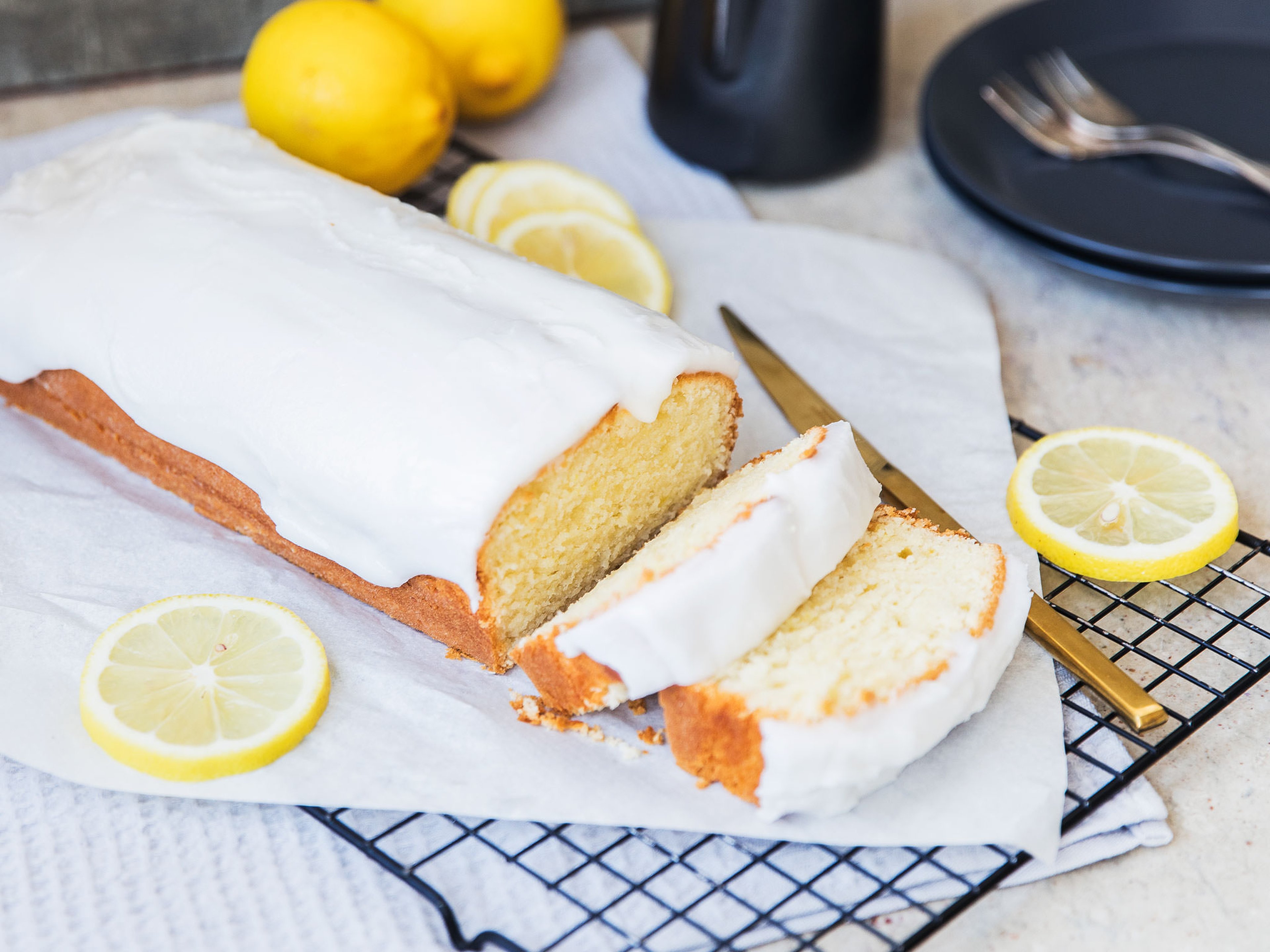 Lemon pound cake