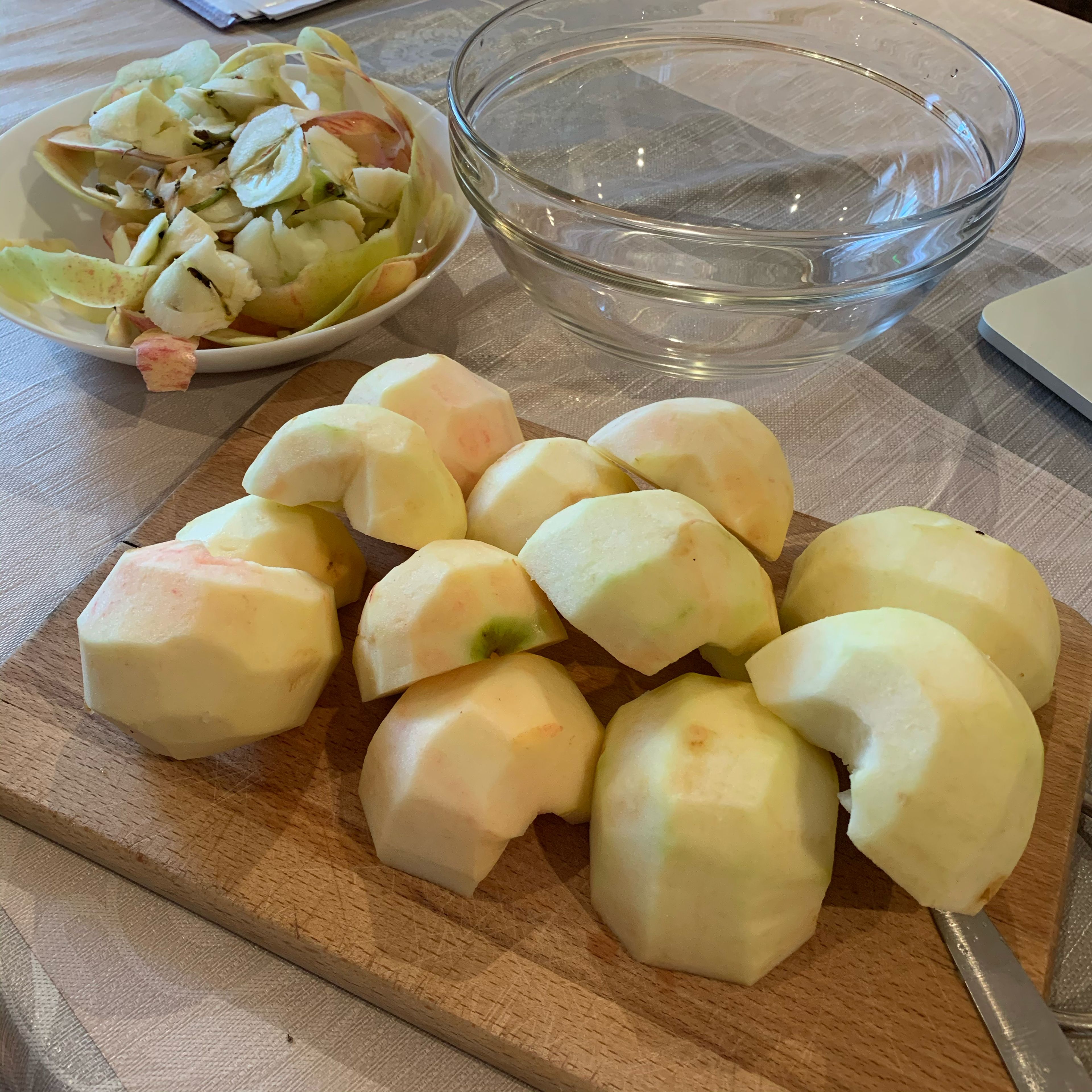 Peel and core apples, cut in two half’s and slice into pieces.
