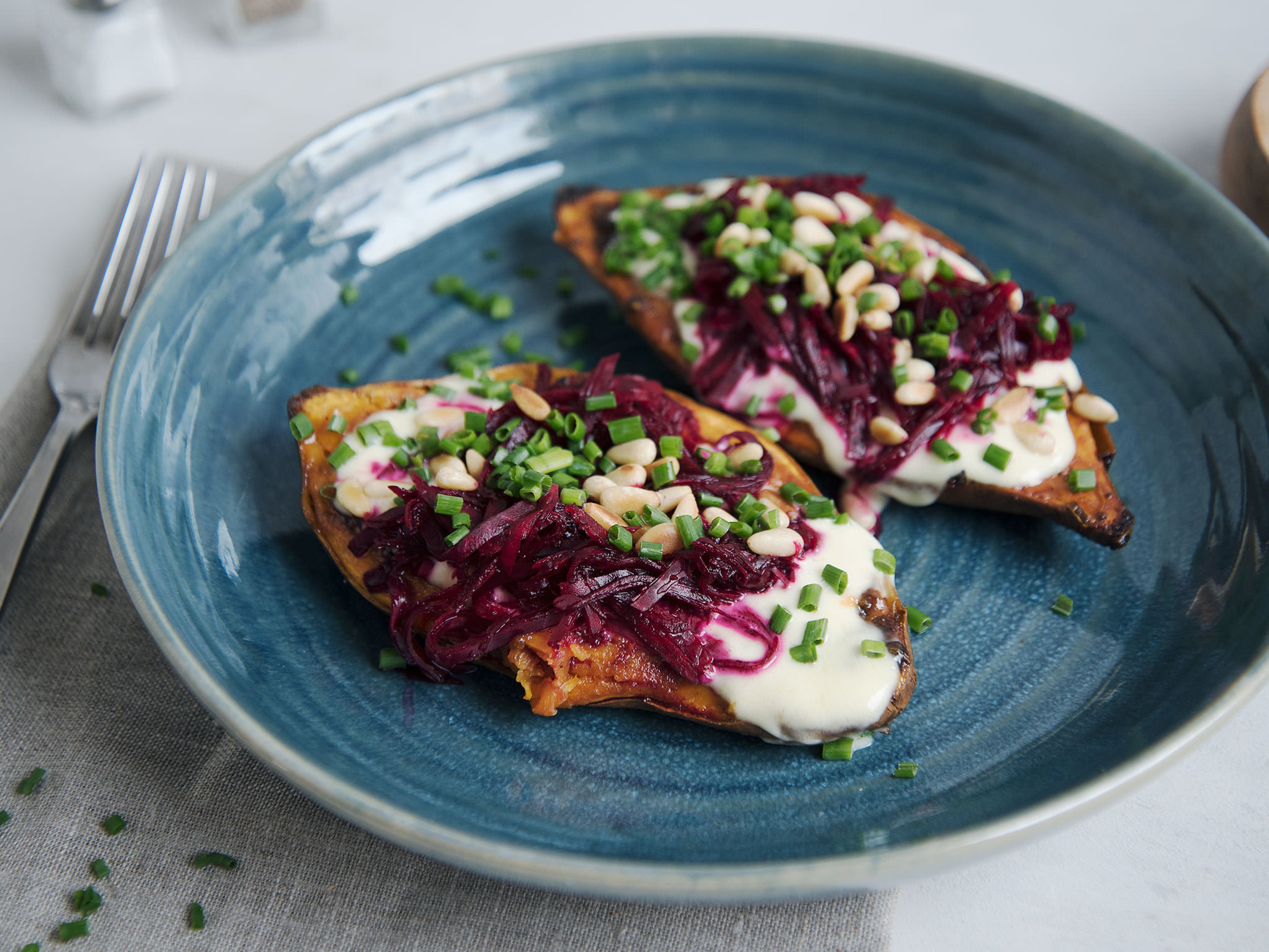 Gebackene Süßkartoffeln mit Trüffelmayo