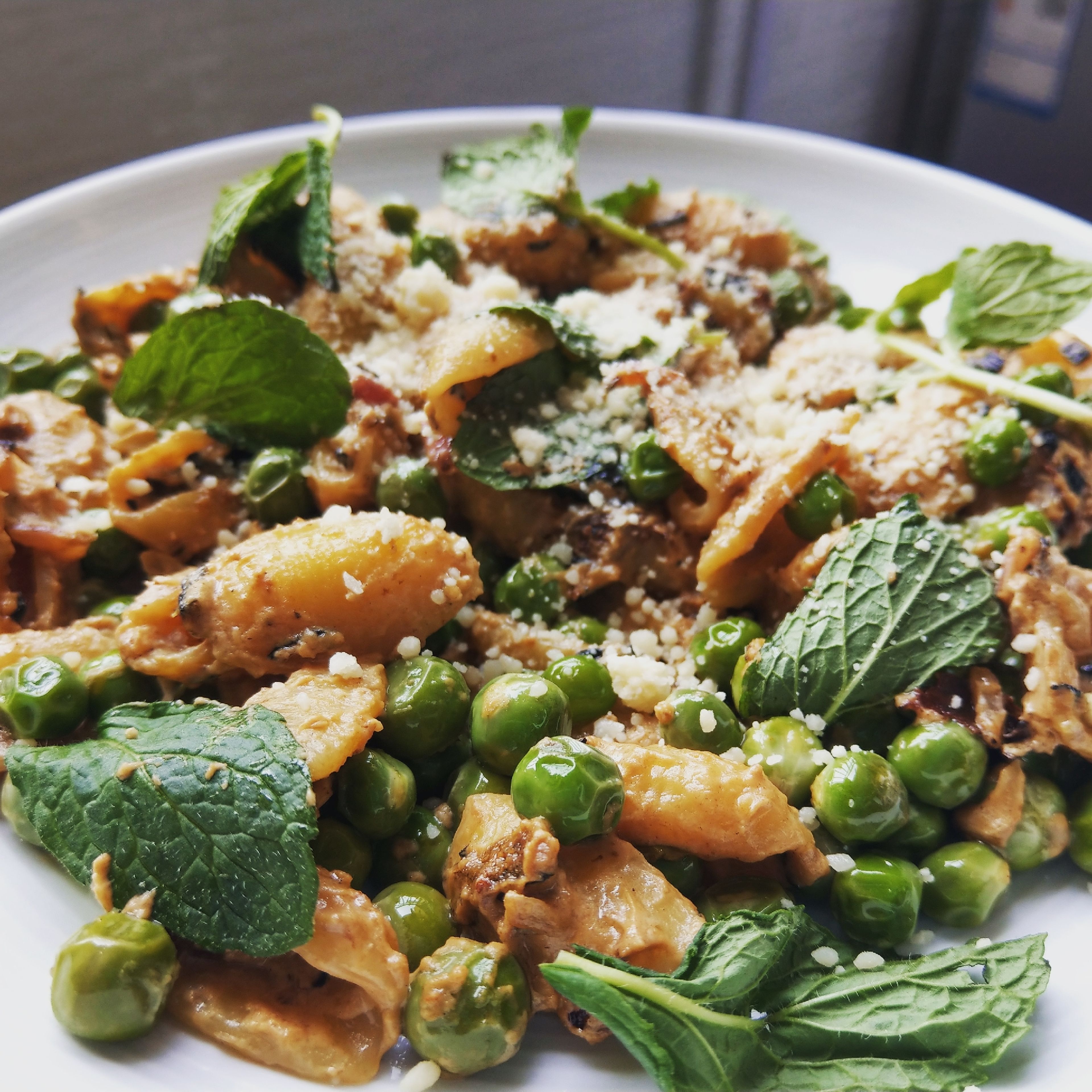 Spring pasta with peas and mint
