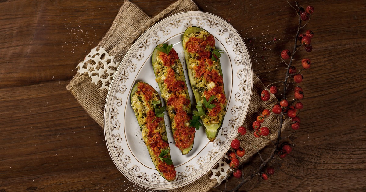 Zucchini mit Hirsefüllung | Rezept | Kitchen Stories