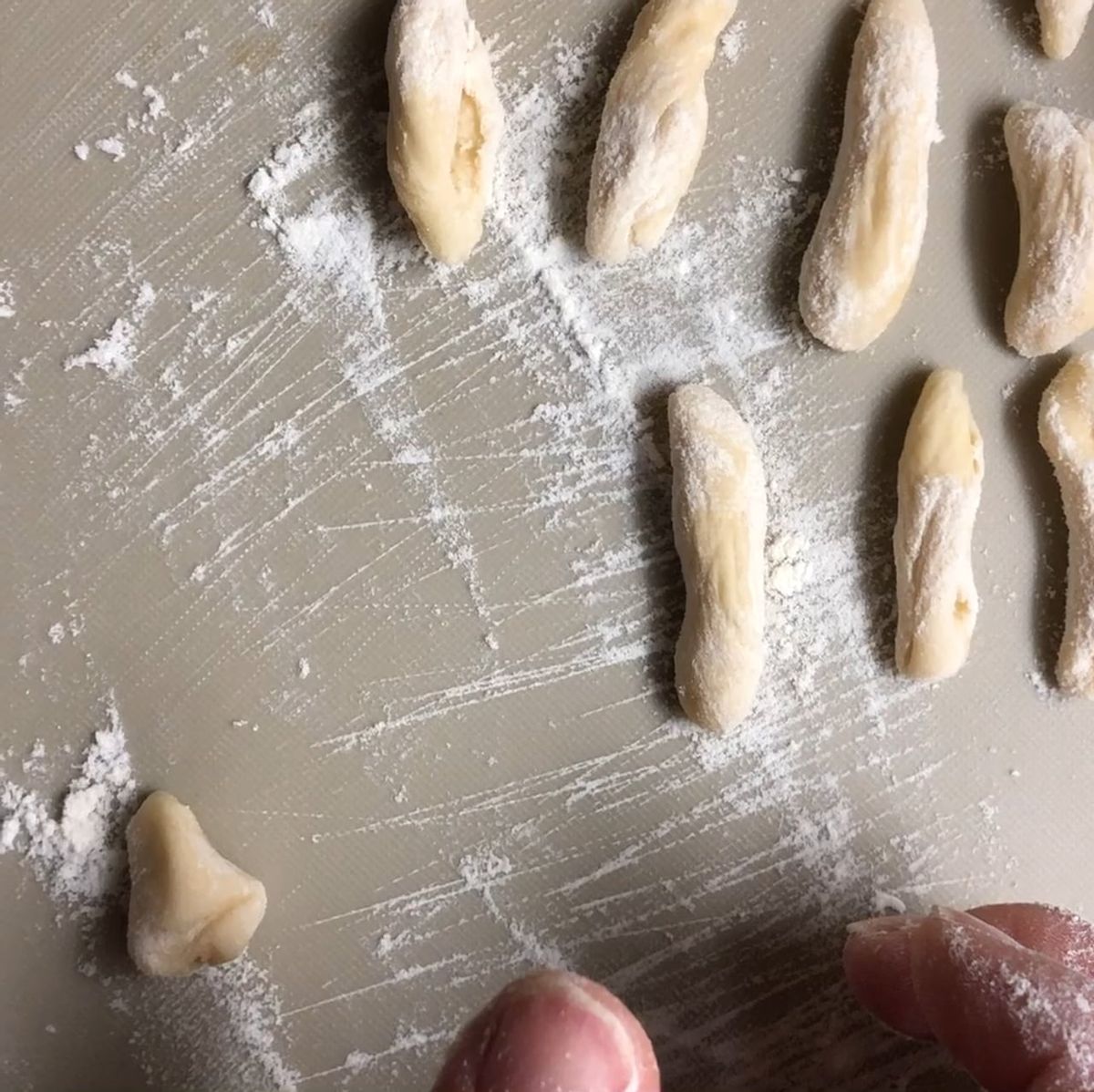 Chechen Zhizhig Galnash with Garlic Sauce Recipe Kitchen Stories