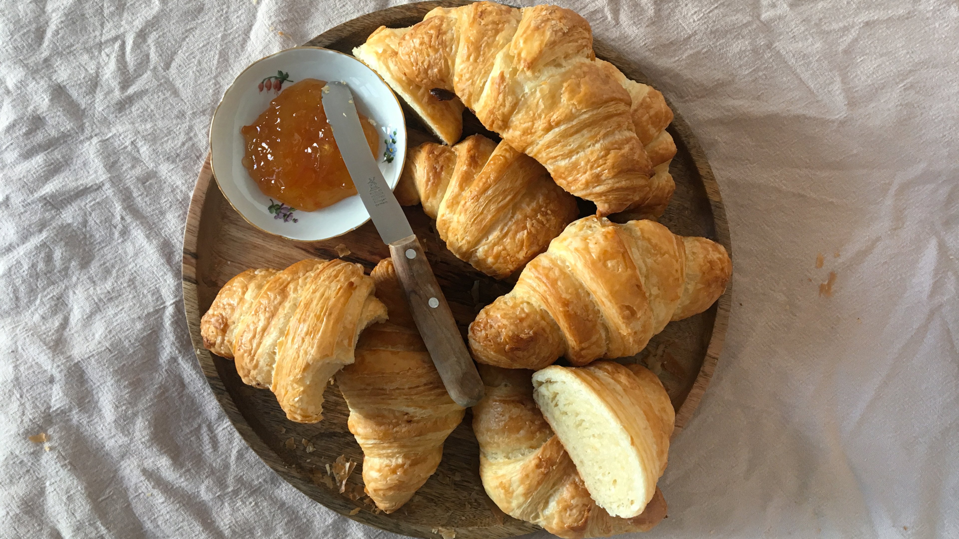 Hanna macht Croissants