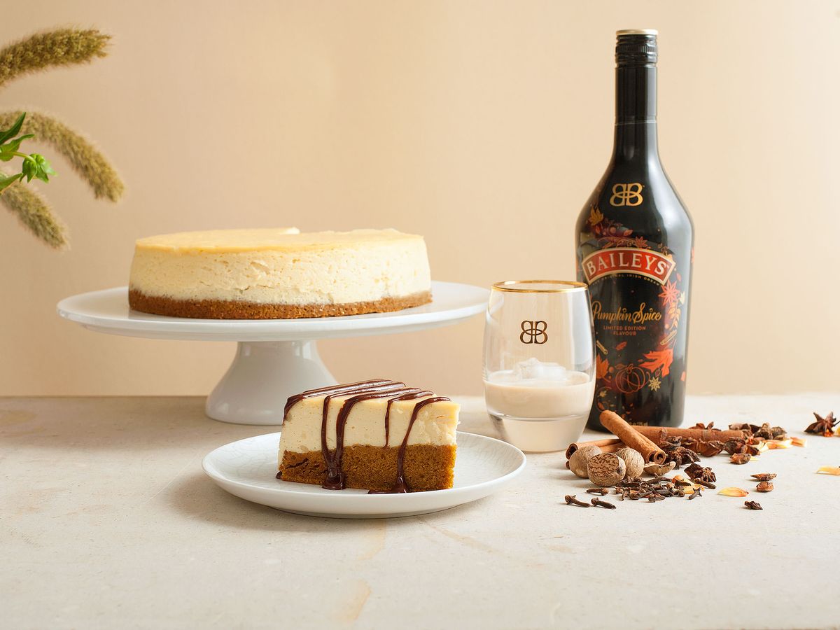 Pumpkin spice cheesecake | Recipe | Kitchen Stories