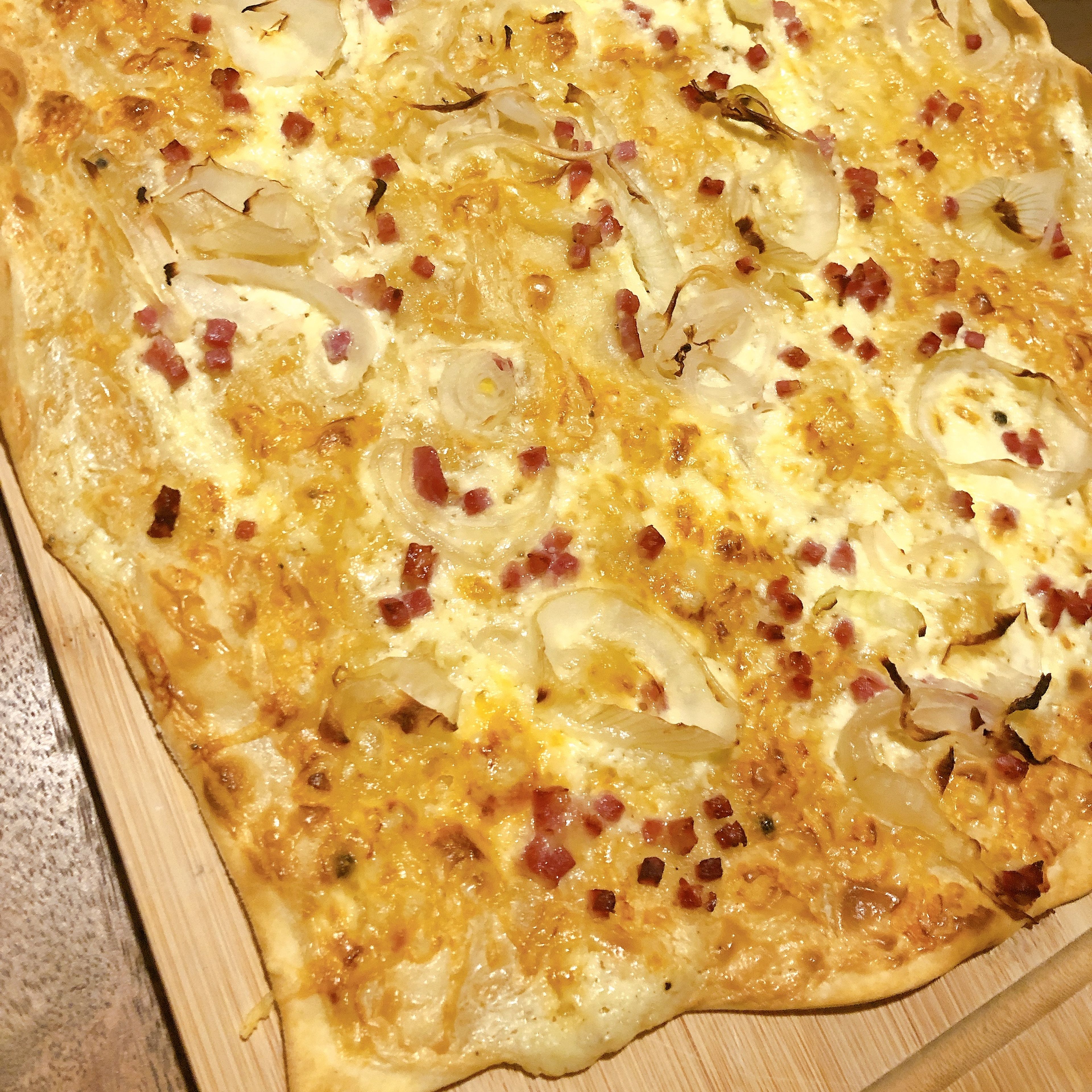 Elsässer Flammkuchen