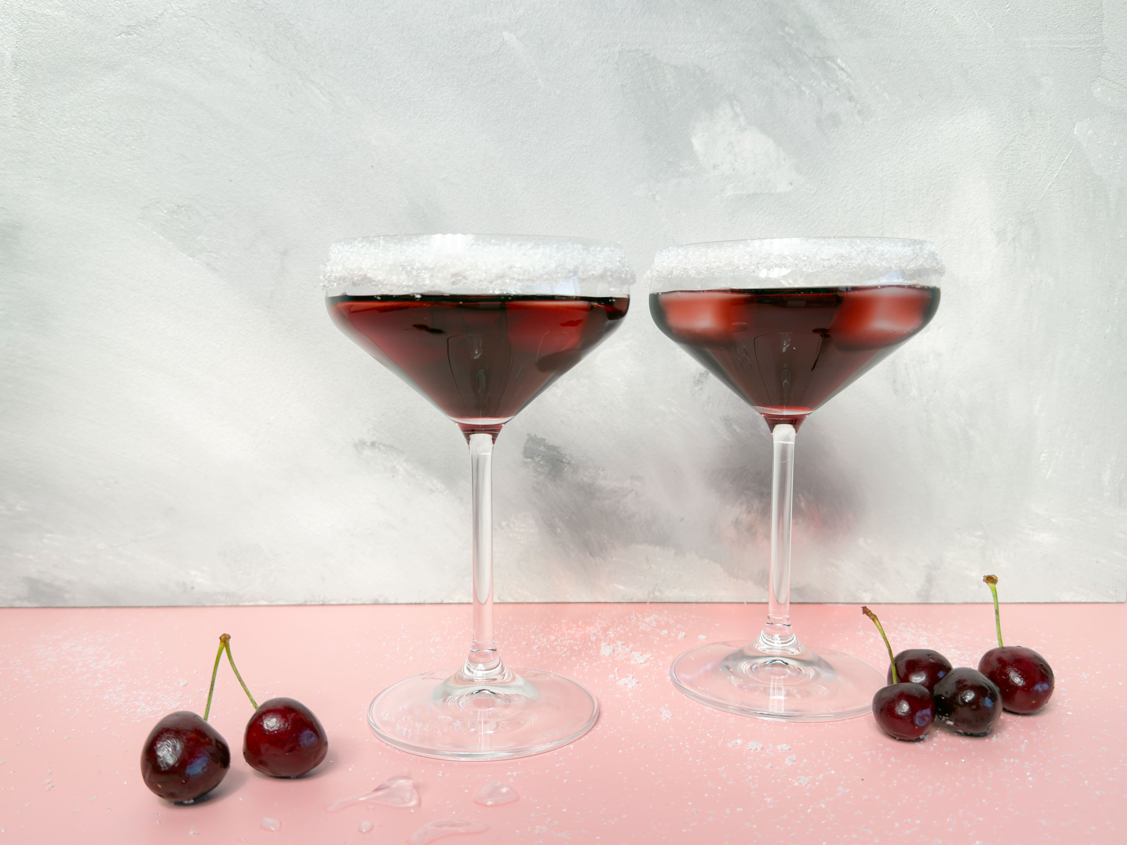 HITCHCOCK Kirsch Martini