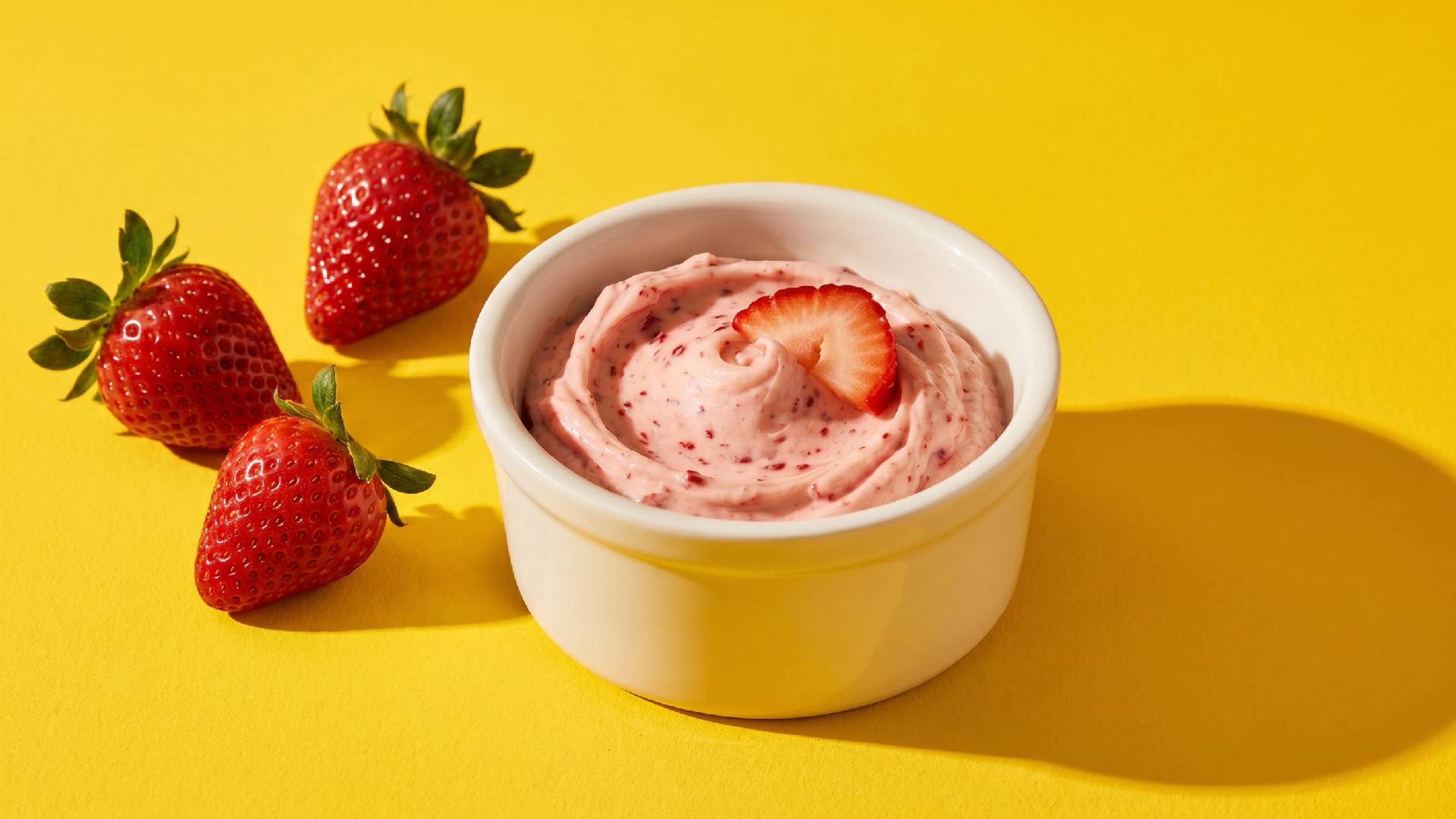 Süße Erdbeerbutter: Ein fruchtiger Aufstrich zum Frühstück