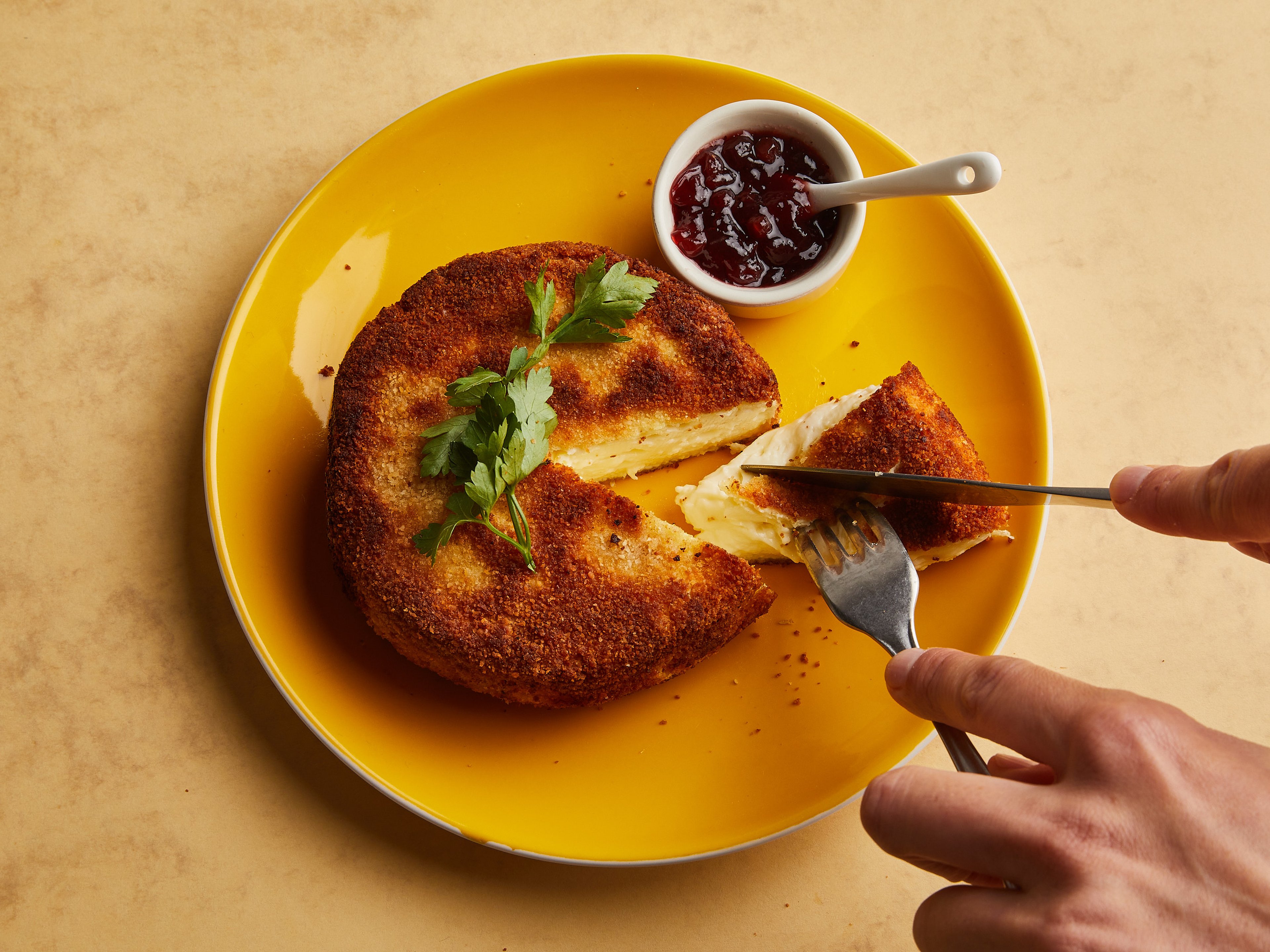 5-ingredient crispy Camembert