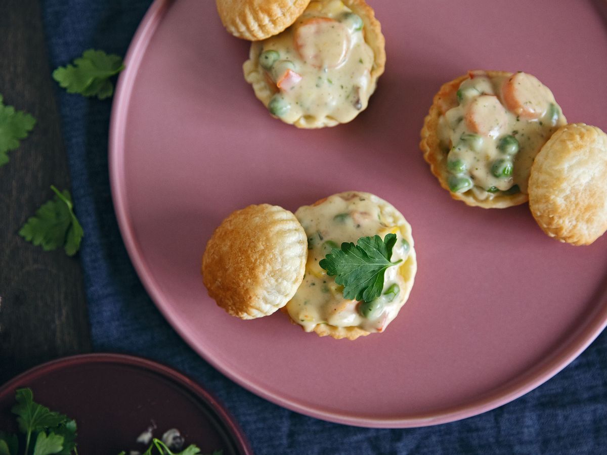 Mini vegetable pot pies | Recipe | Kitchen Stories