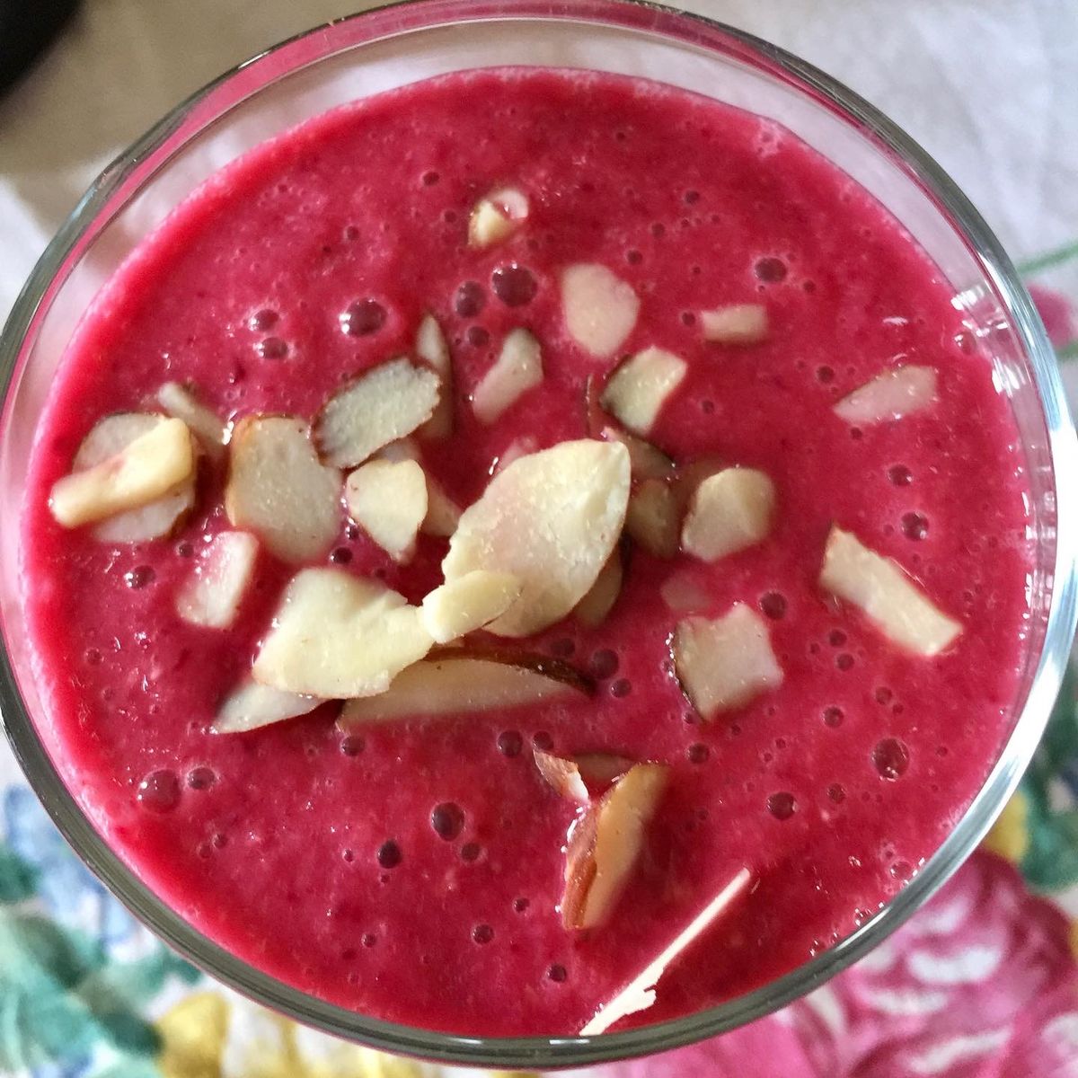 Detoxifying Beet and Banana Smoothie | Recipe | Kitchen Stories