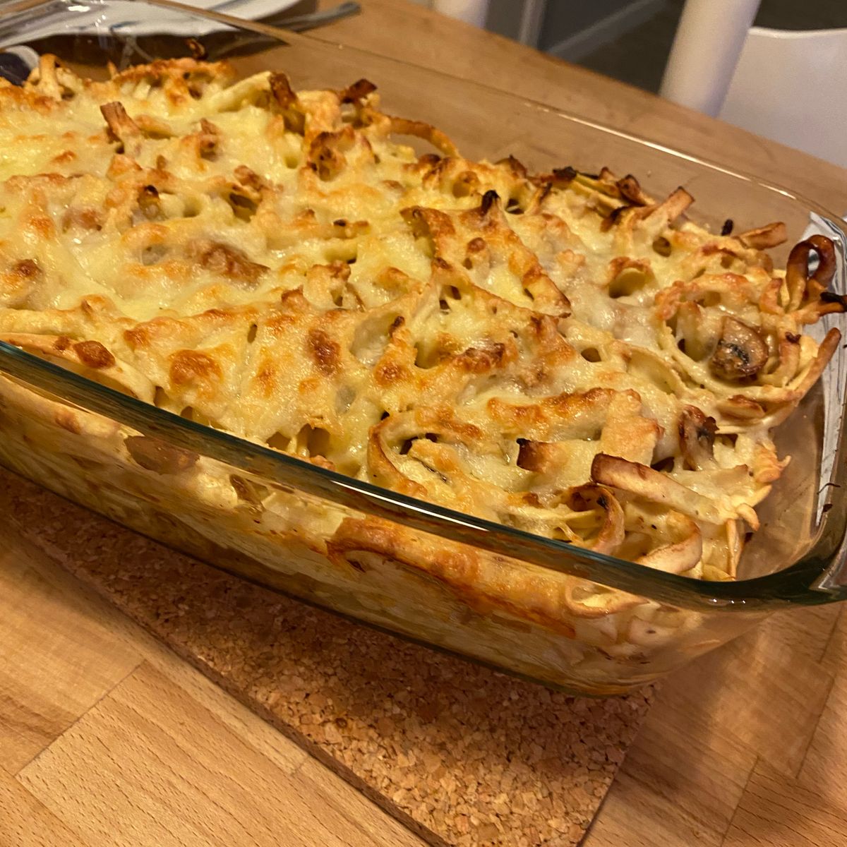 Spätzle Auflauf mit Zwiebeln, Pilzen und Käse | Rezept | Kitchen Stories