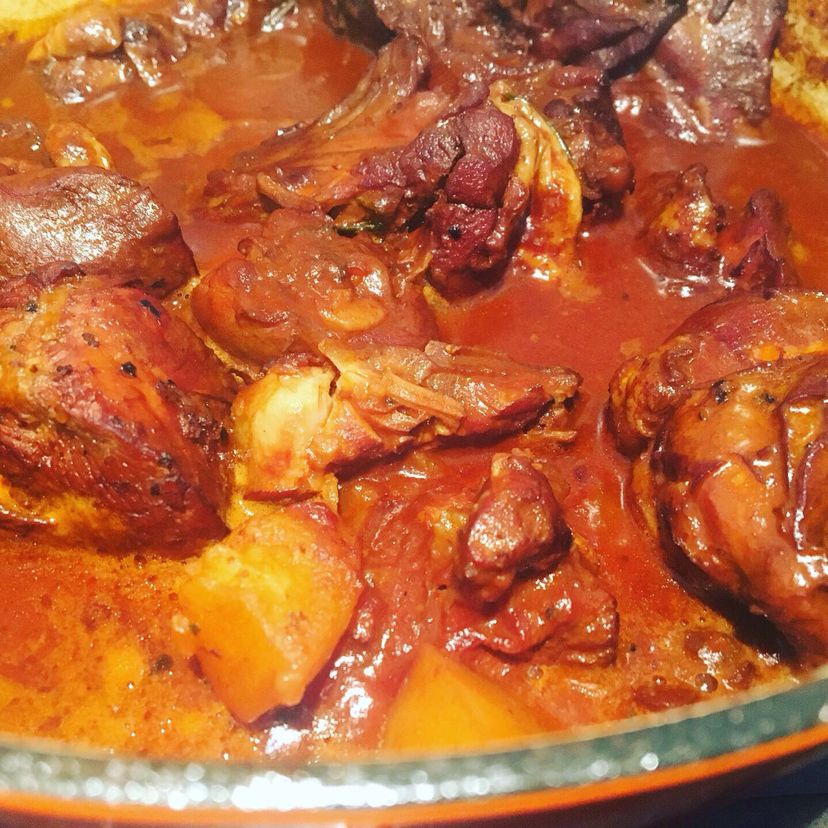 Caramelised Stew chicken