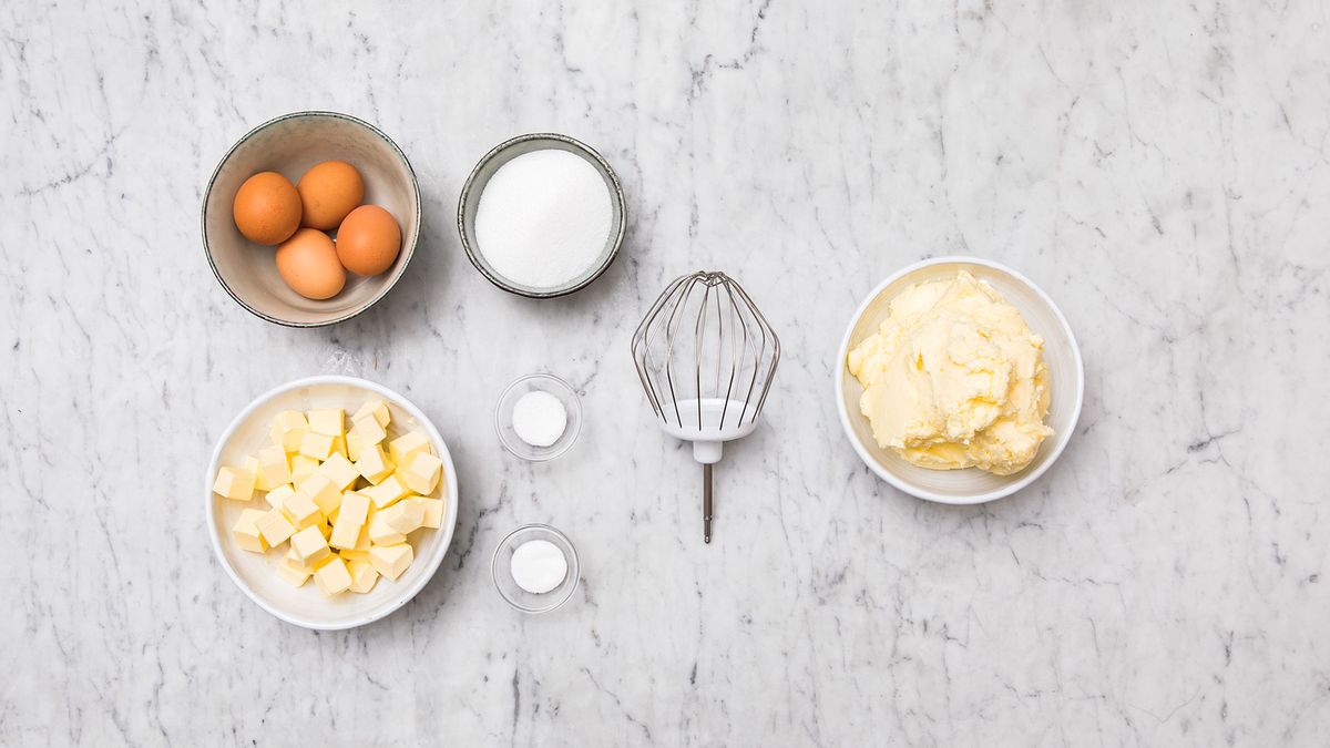 Italian meringue buttercream | Recipe | Kitchen Stories