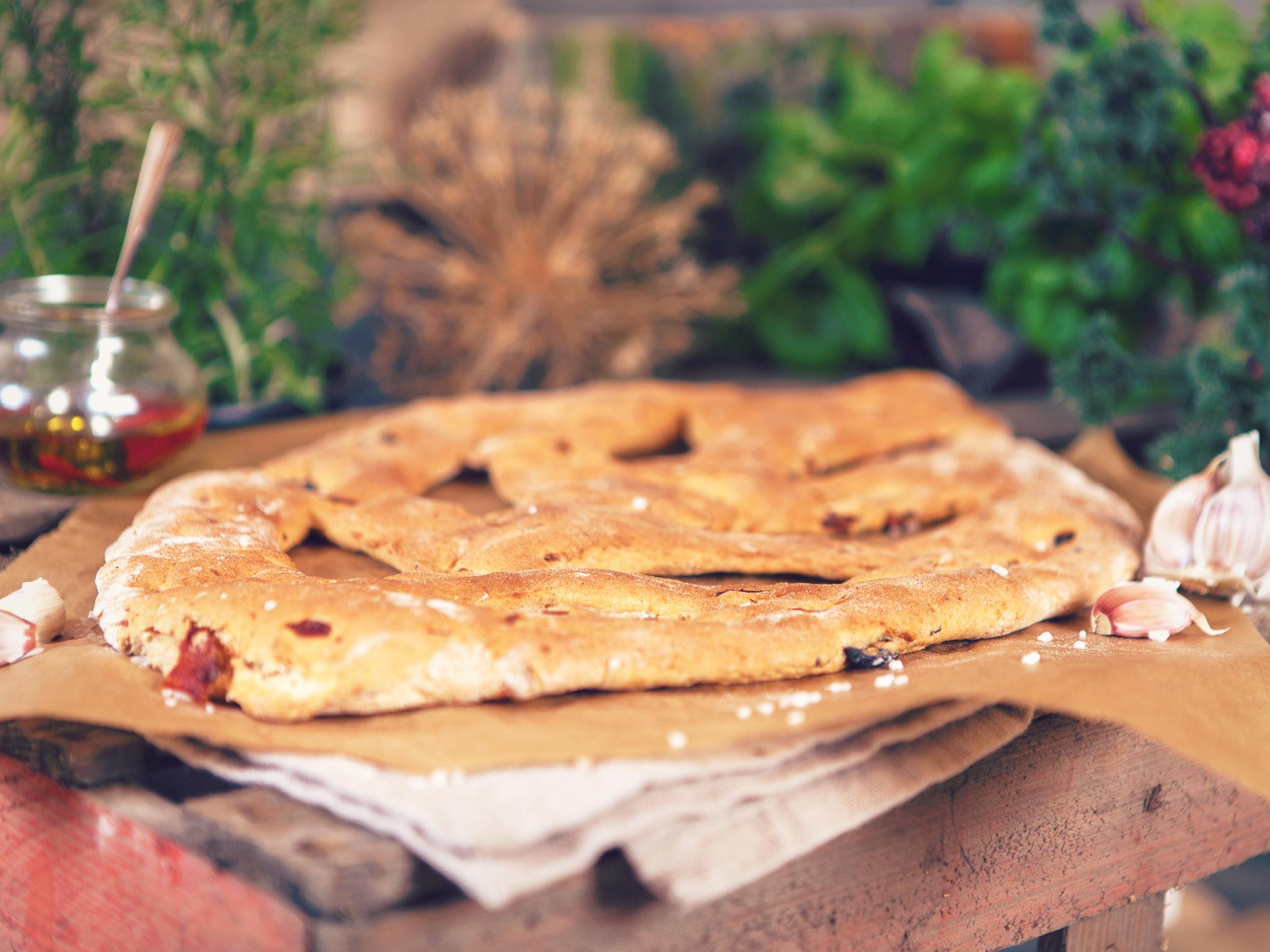 French Fougasse with sun-dried tomatoes