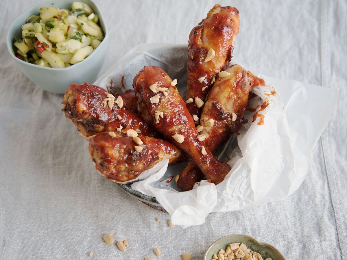 Korean fried chicken with cucumber salad | Recipe | Kitchen Stories