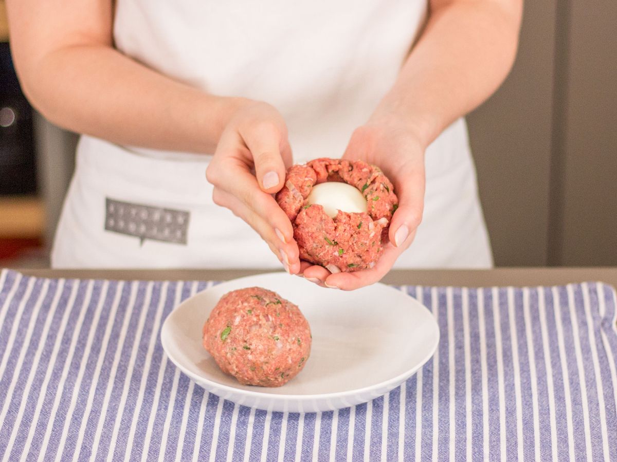 Scotch eggs | Recipe | Kitchen Stories