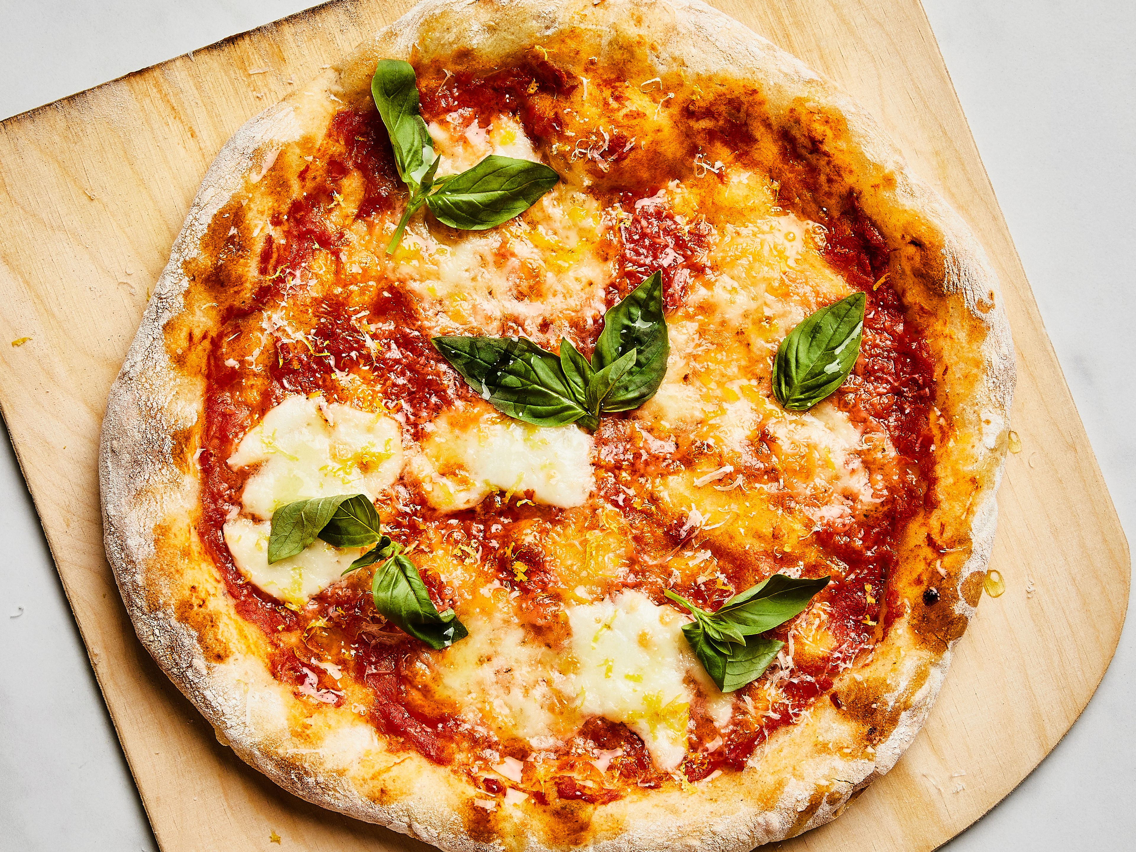 Neapolitan-style pizza with Lisa