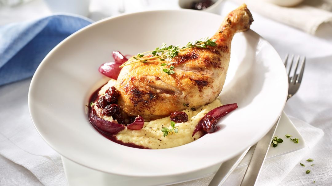 Hähnchenschenkel mit Sauerkirschen