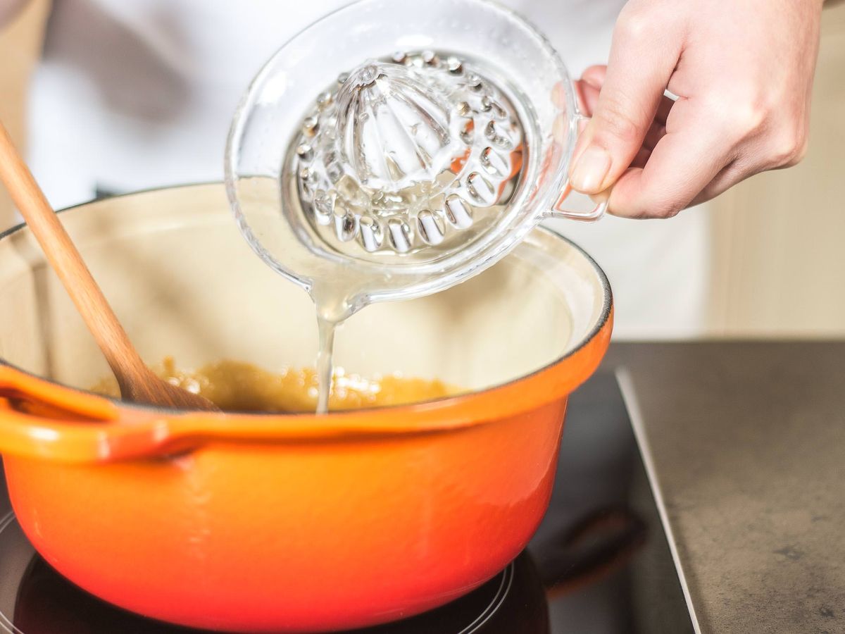 Fluffige Waffeln mit Apfel-Zimt-Chutney | Rezept | Kitchen Stories