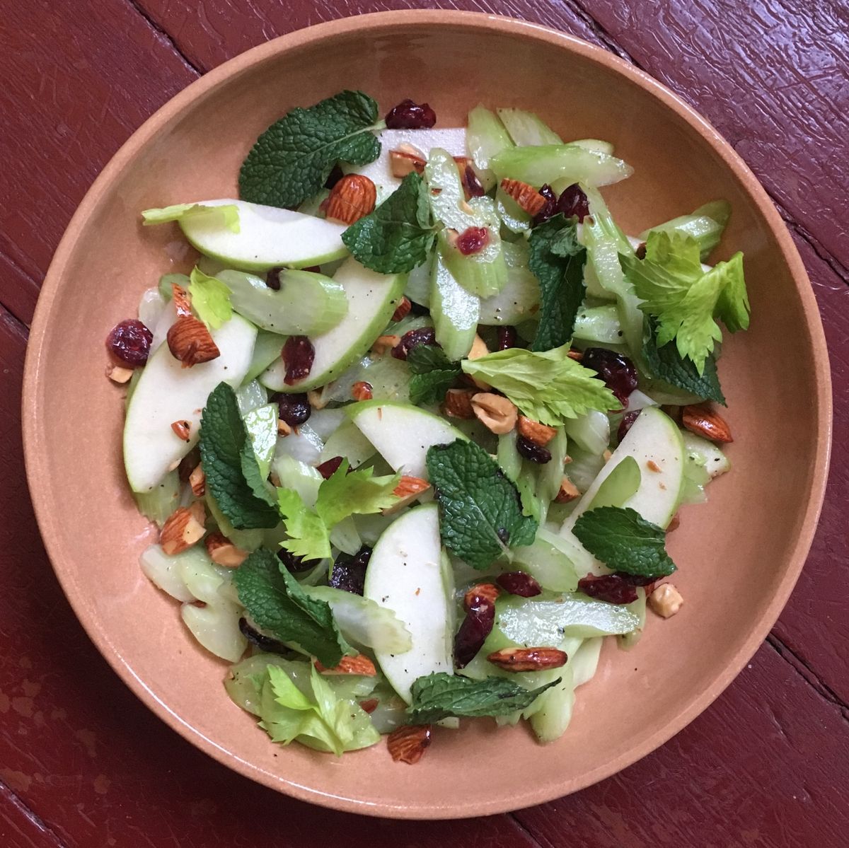 Crunchy celery salad with almonds and cranberries | Recipe | Kitchen Stories