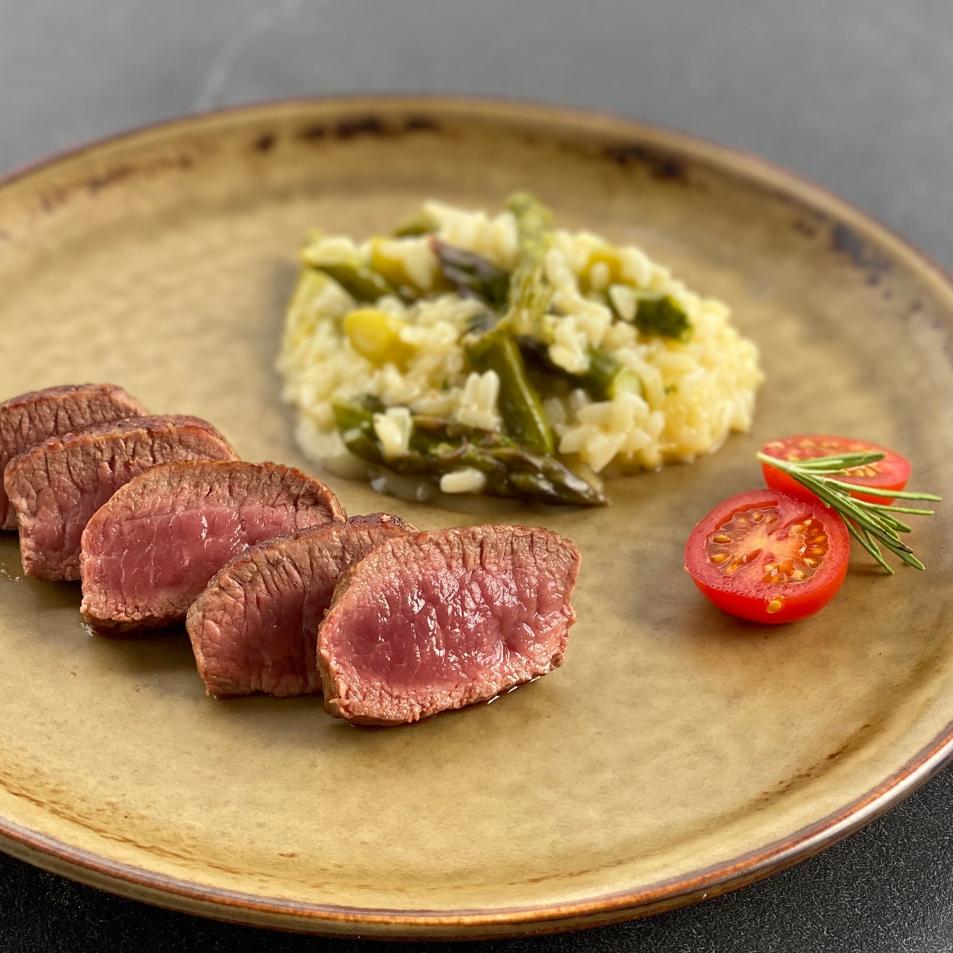 Lammfilets mit Spargelrisotto | Rezept | Kitchen Stories