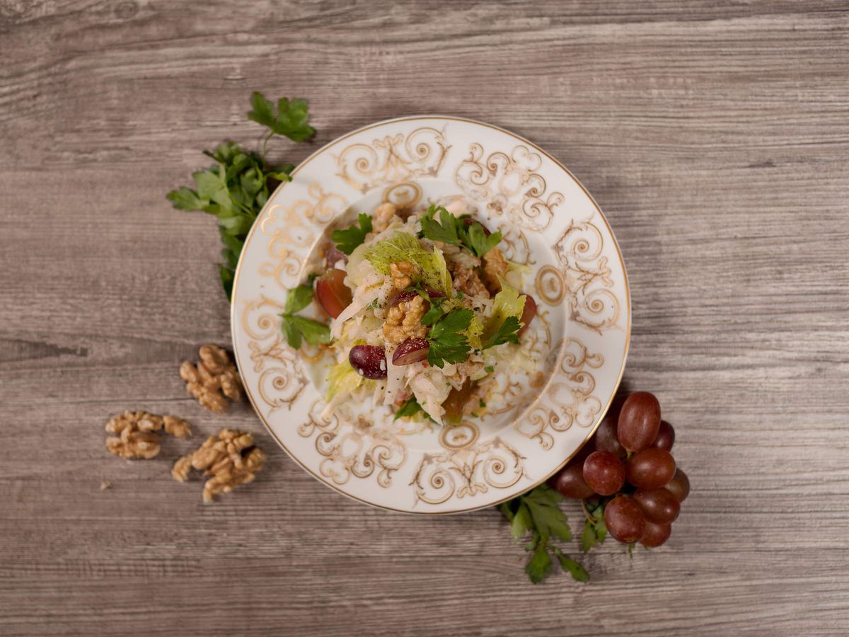 Classic Waldorf salad | Recipe | Kitchen Stories