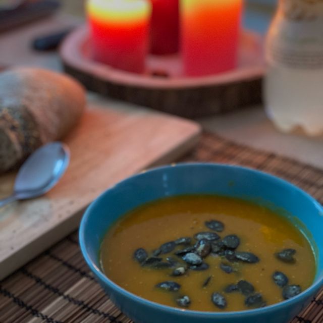 Herbstliche Kürbissuppe | Rezept | Kitchen Stories