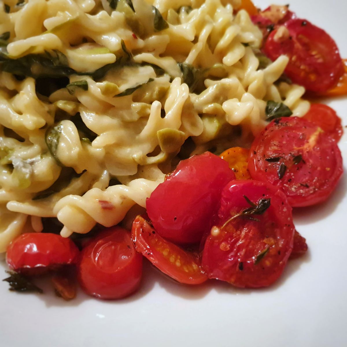 Gorgonzola Lemon Spinach Pasta | Recipe | Kitchen Stories