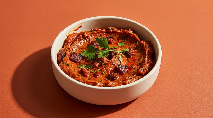 Würzige Sucuk-Butter für geröstetes Brot und dein nächstes Barbecue
