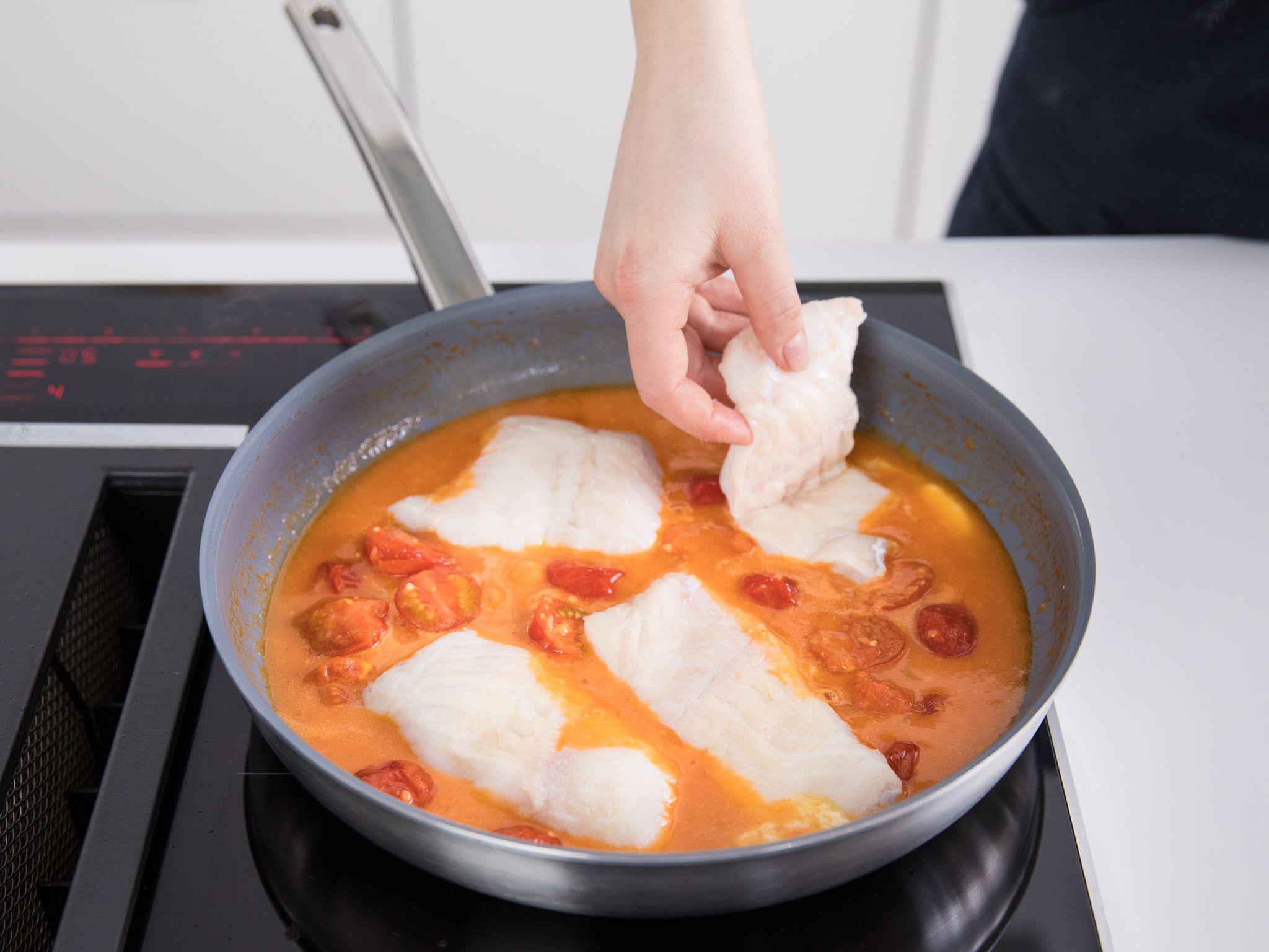 Poached Cod In Tomato Sauce Recipe Kitchen Stories 6407