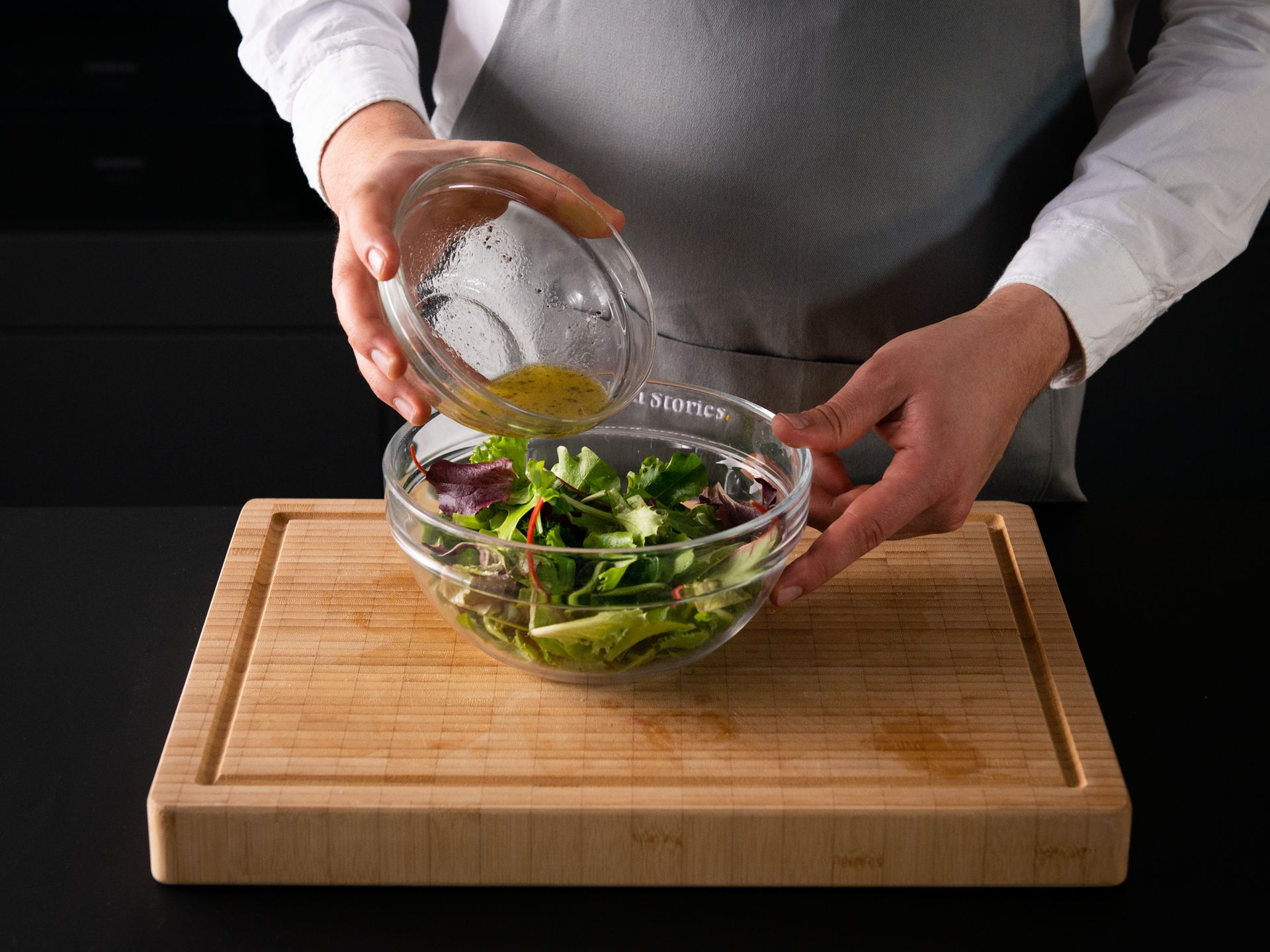 Gegrillte Schweinefilet-Spieße mit Bärlauch-Chimichurri | Rezept ...