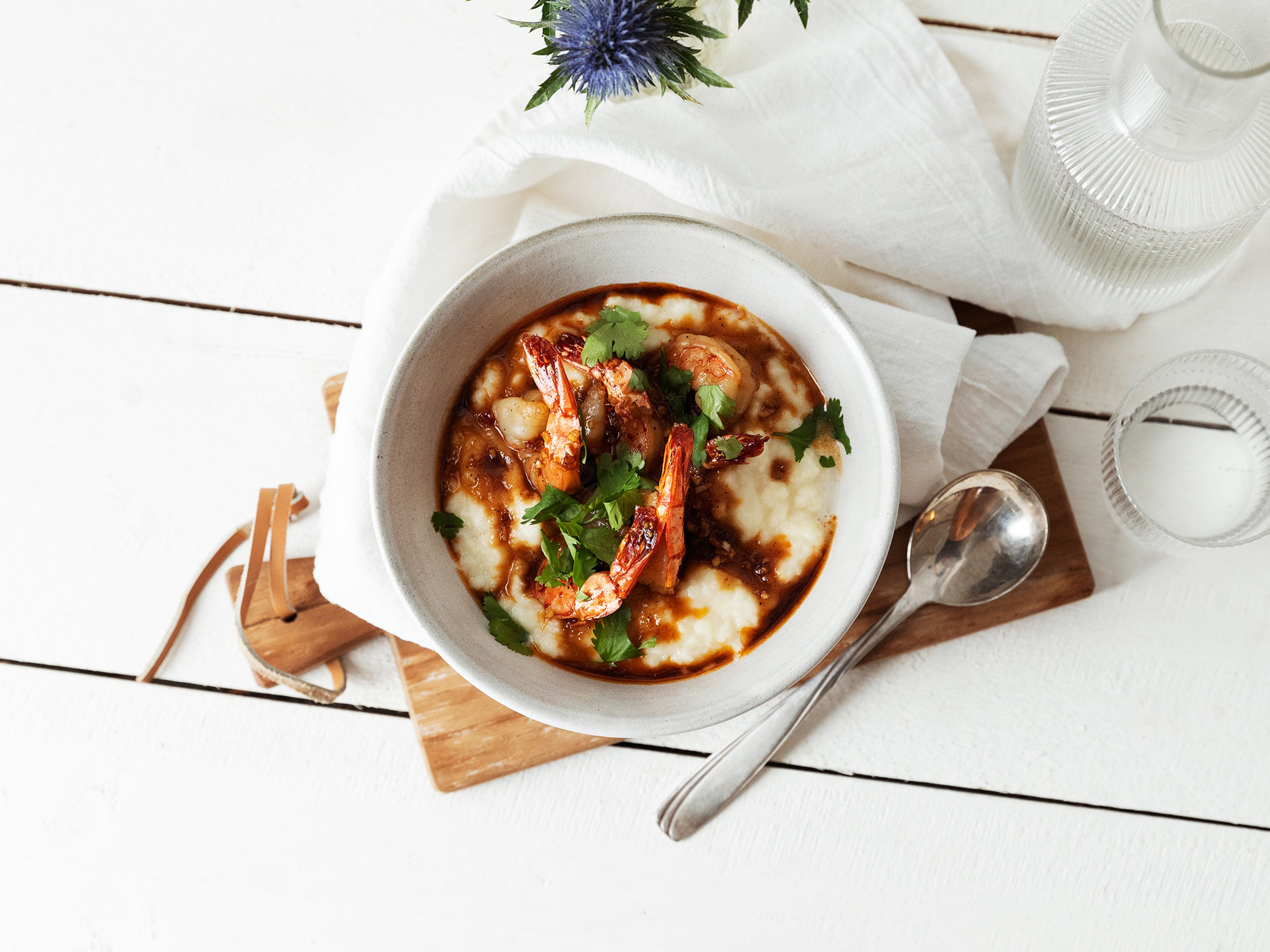 Shrimp with hot honey sauce and celery root purée