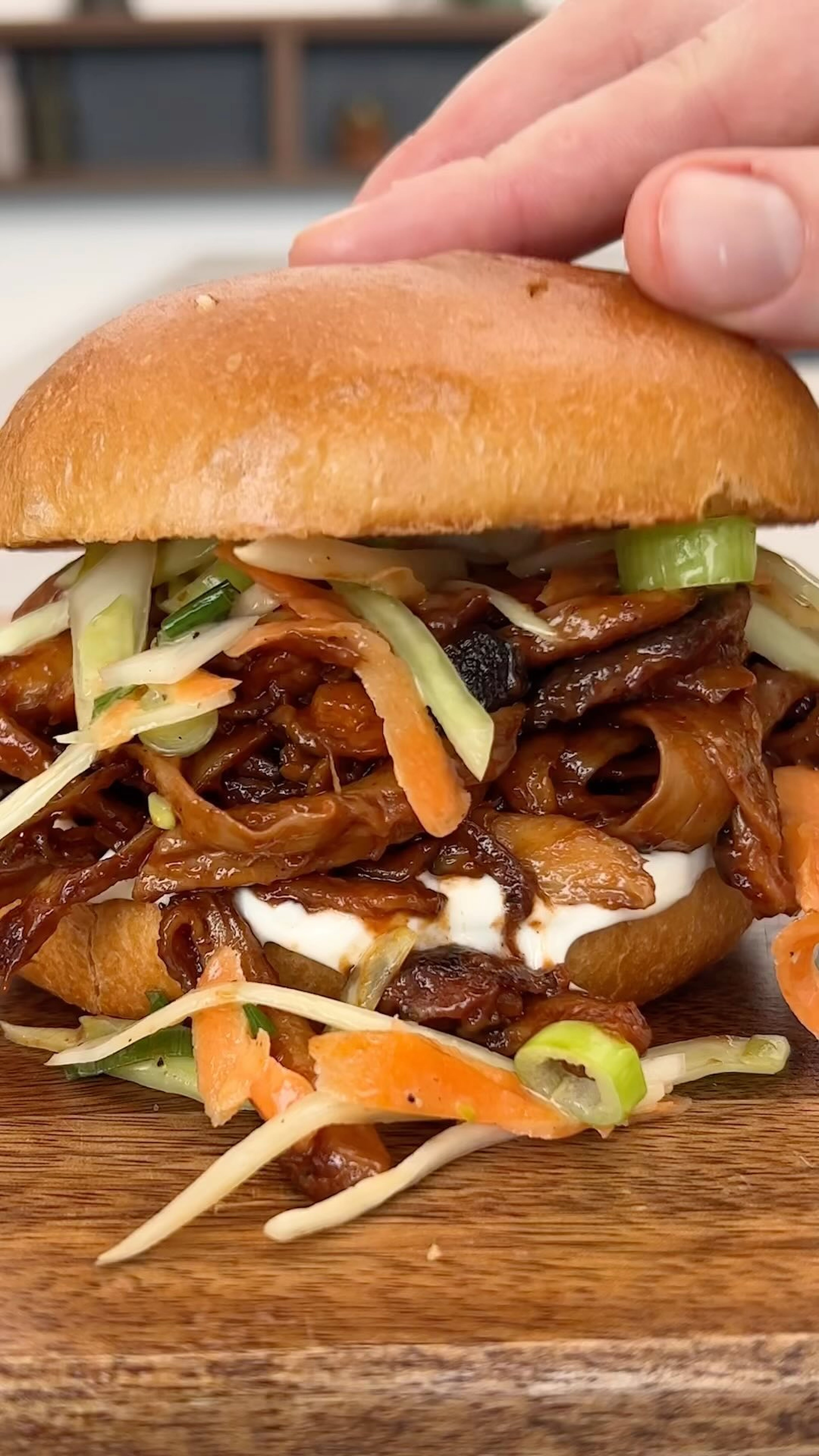 Pulled Mushroom Burger - Saftig, Herzhaft, Perfekte Alternative für Fleisch