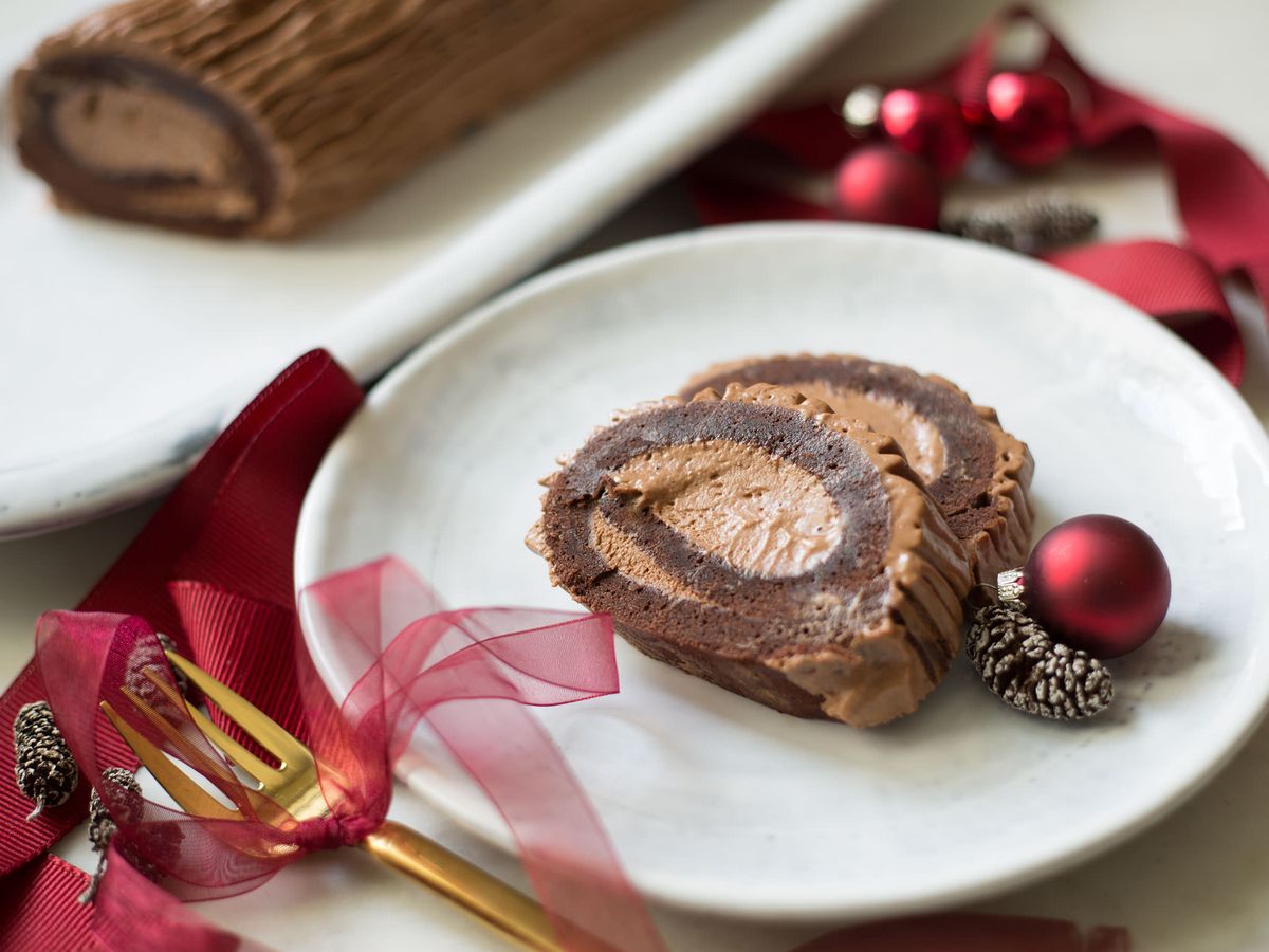 Bûche de Noël | Recipe | Kitchen Stories