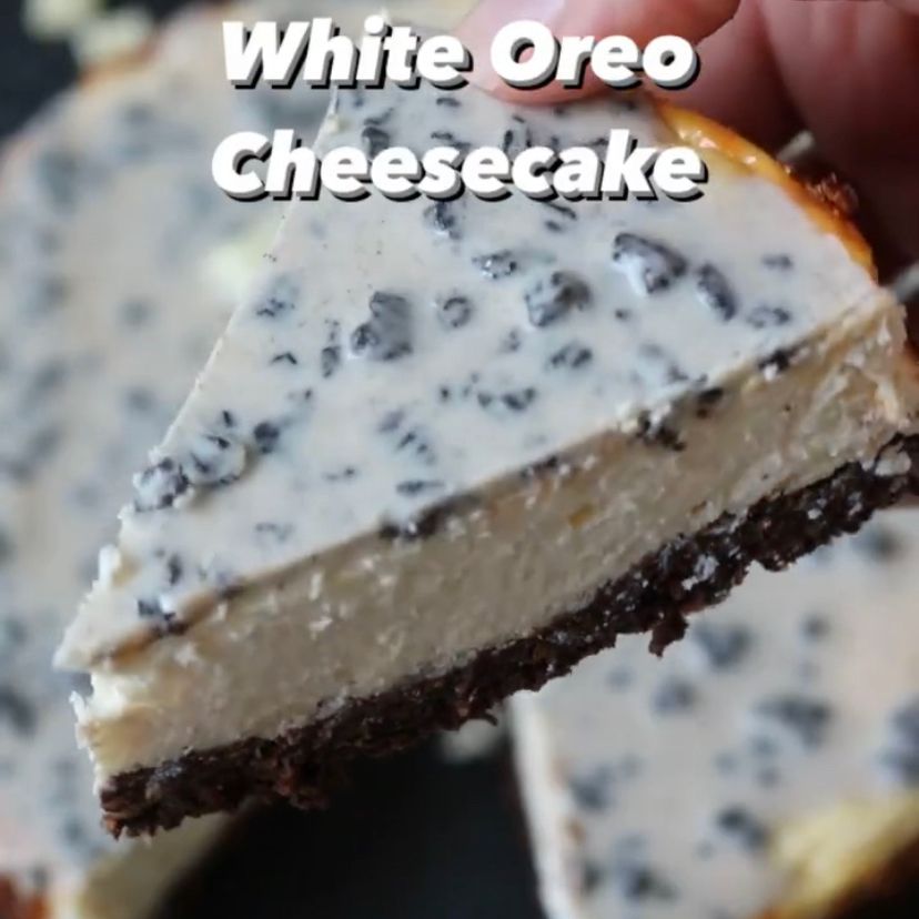 White oreo cheesecake