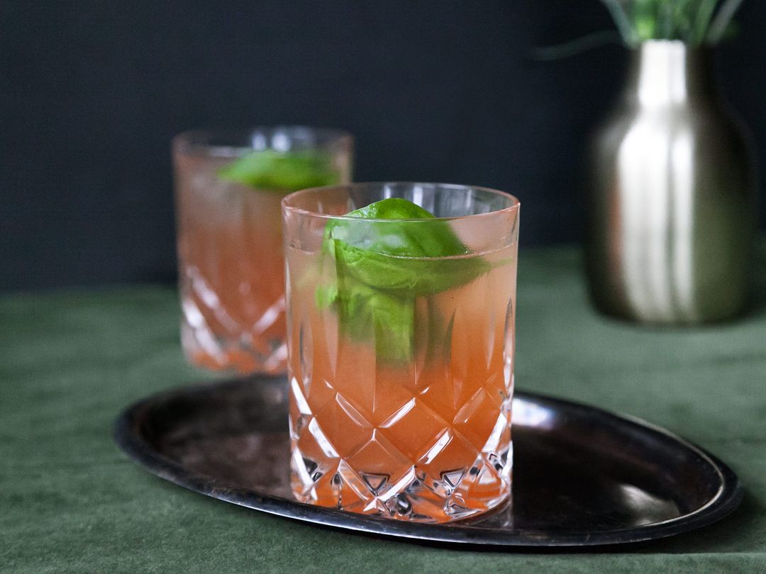 Caribbean pomegranate-gin cocktail