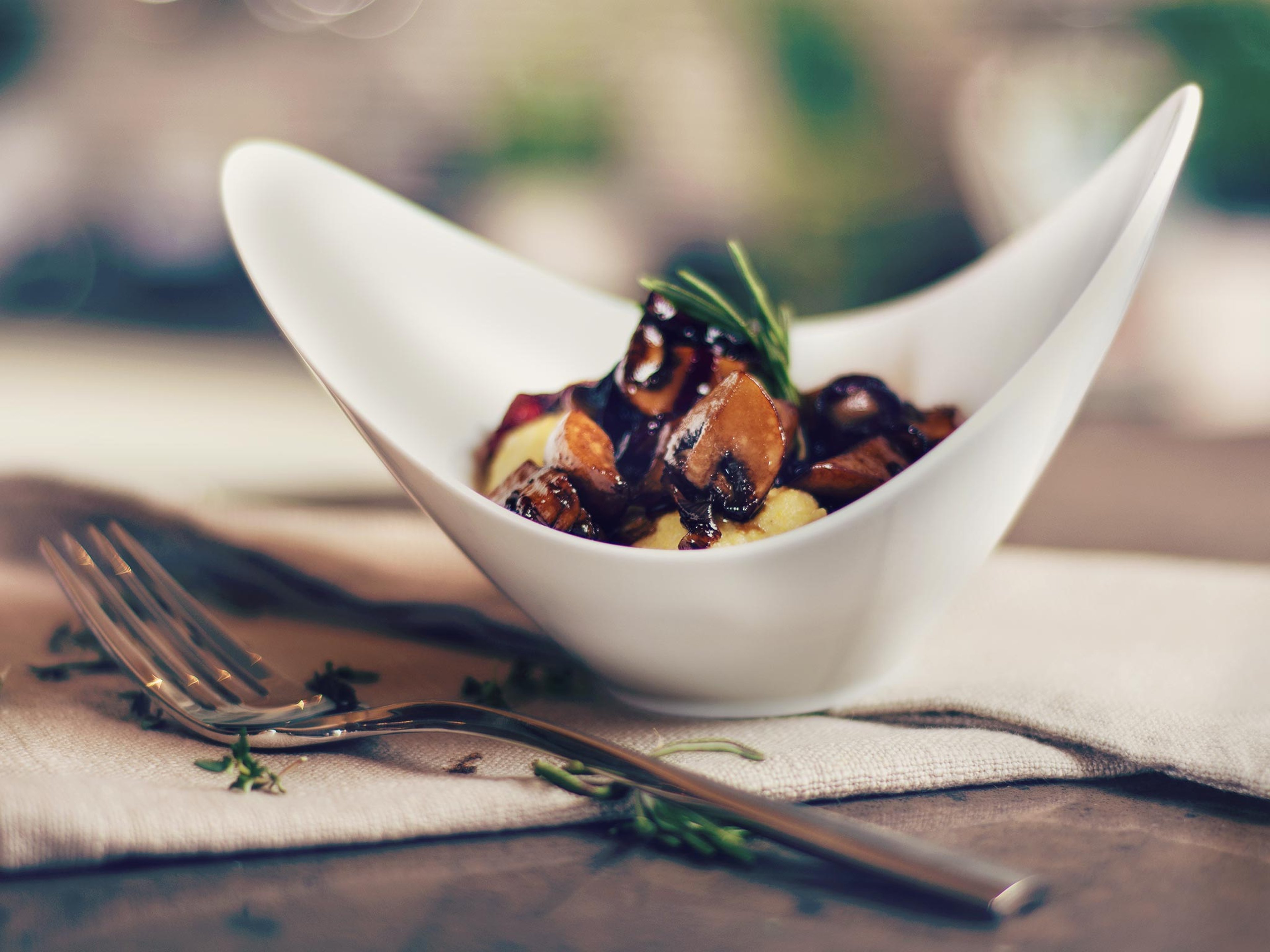 Cremige Polenta mit Balsamico-Pilzen