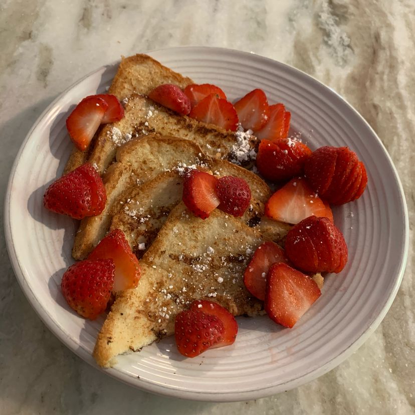 Easy and Delicious Eggless French Toast