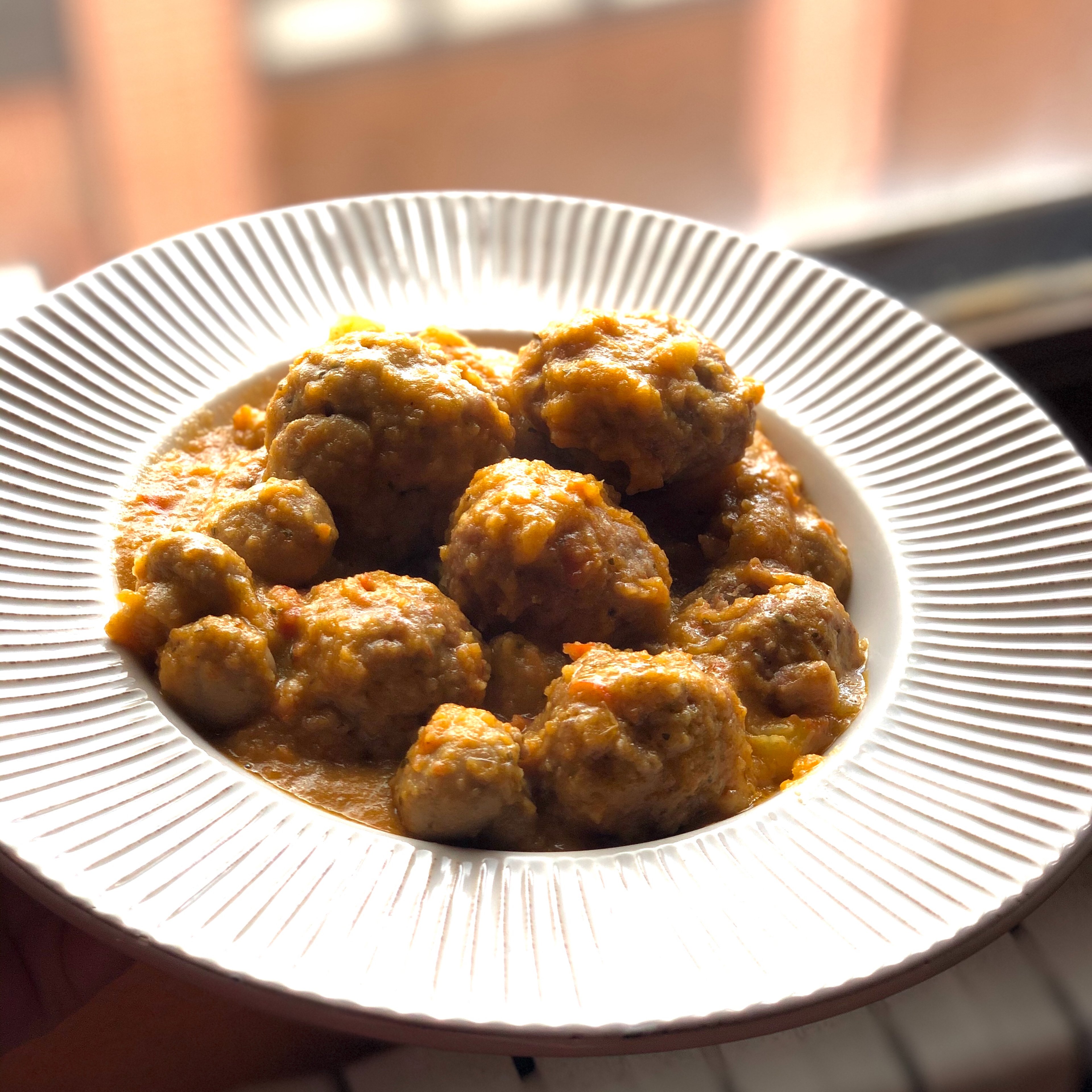 ‘Falsa Española sauce’ Meatballs.