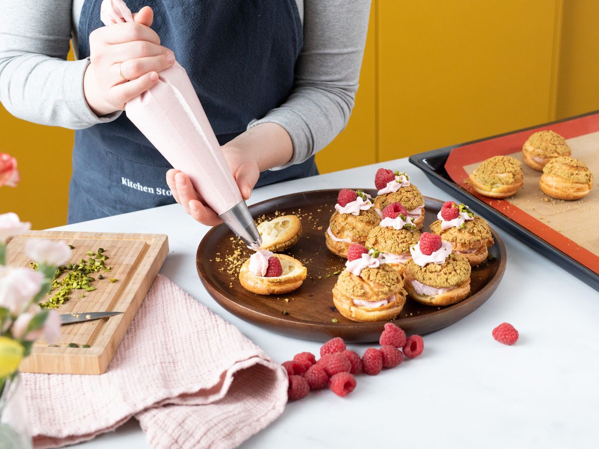 Raspberry and pistachio cream puffs Recipe Kitchen Stories