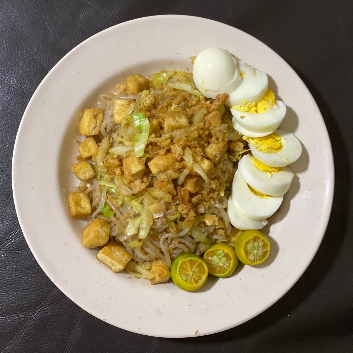 Stir fry shirataki noodles for a low carb recipe | Recipe | Kitchen Stories