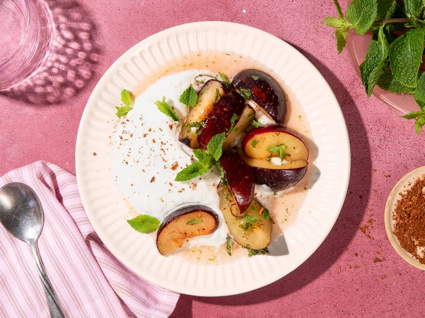Marinated plums with cardamom cream