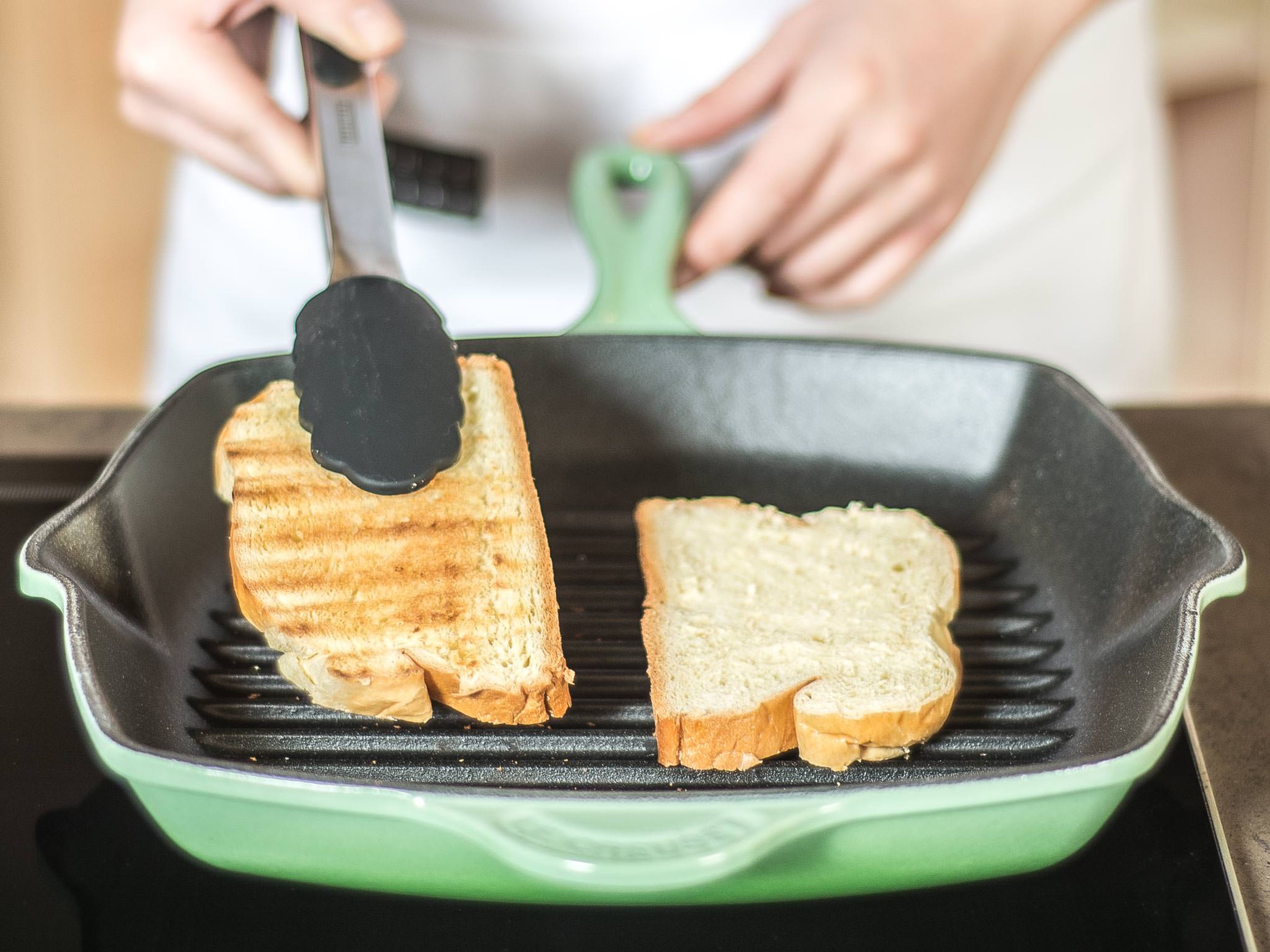 Preheat the oven to 180°C/355°F. Lightly toast brioche.