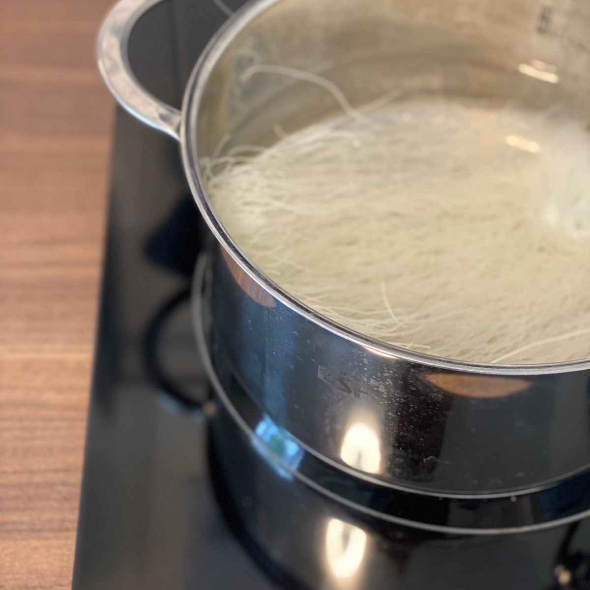 Reisnudelpfanne mit Garnelen | Rezept | Kitchen Stories