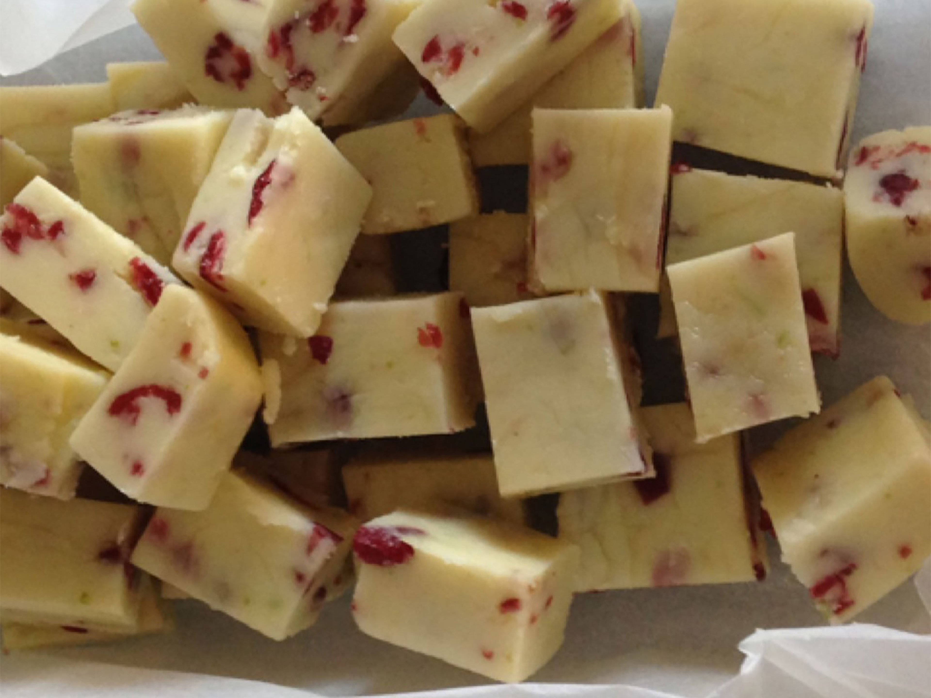 White chocolate, cranberry, and lime fudge
