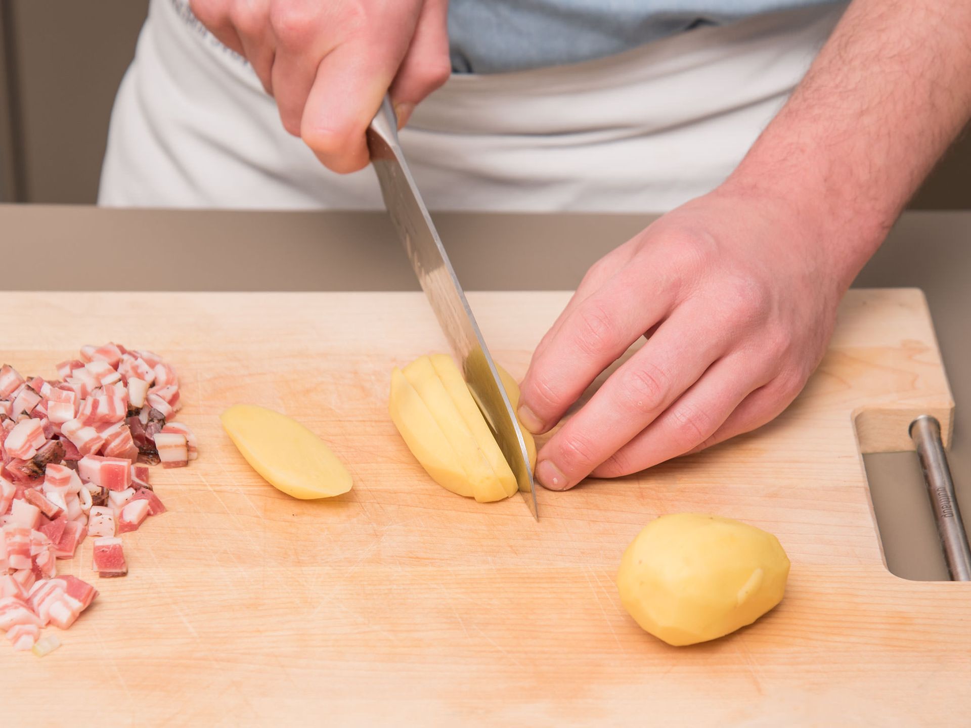 Chicken noodle soup | Recipe | Kitchen Stories