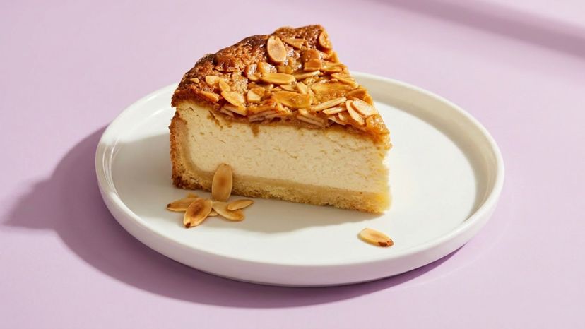 Cremiger Käsekuchen mit knuspriger Mandelkruste im Florentiner Stil