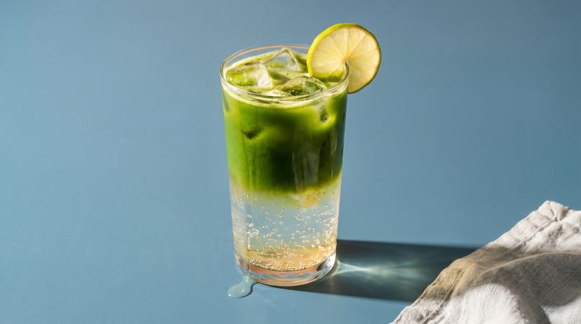 Matcha Tonic: grüne Erfrischung für heiße Tage