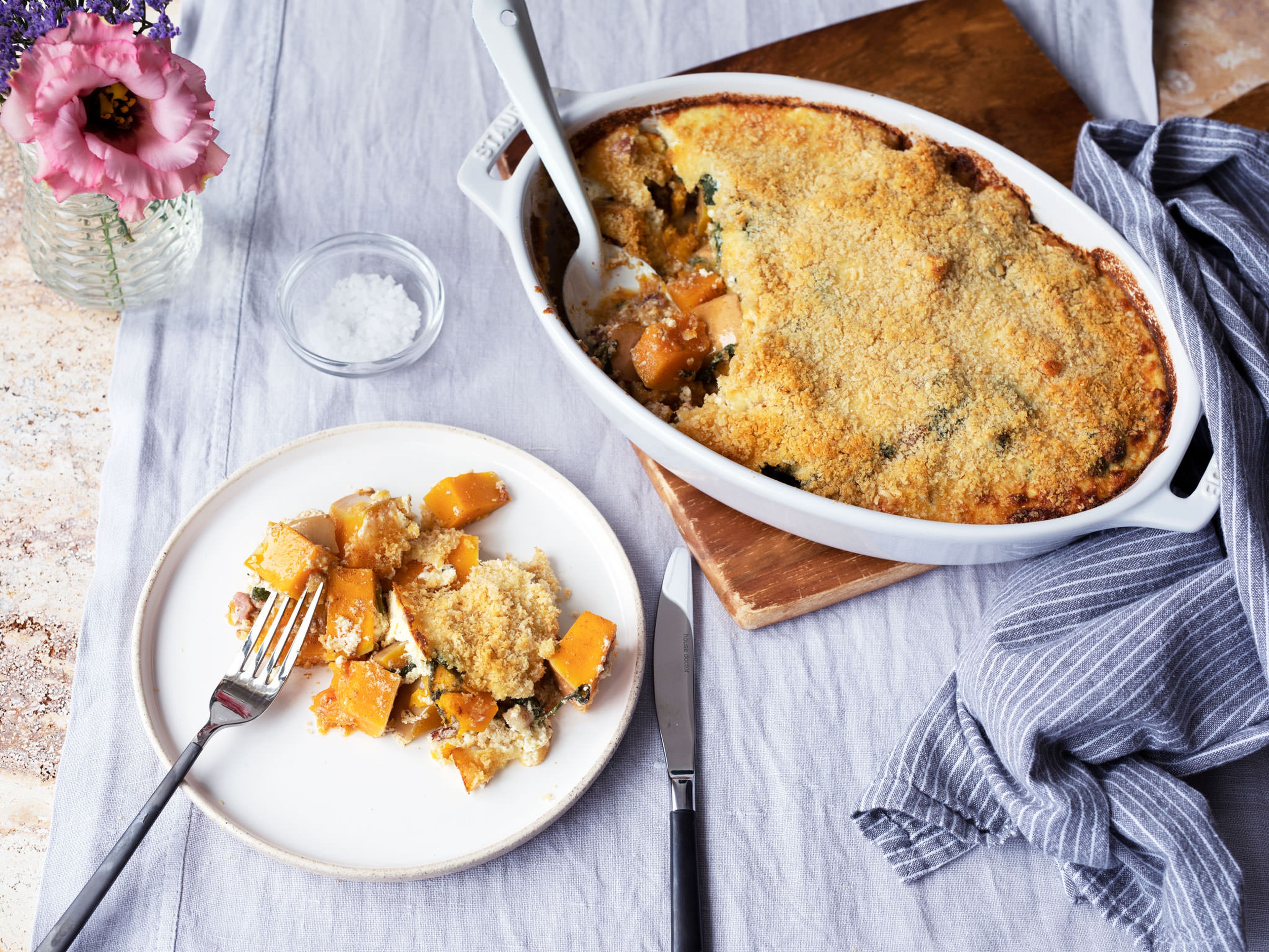 Pumpkin-spinach gratin with crispy Parmesan crust