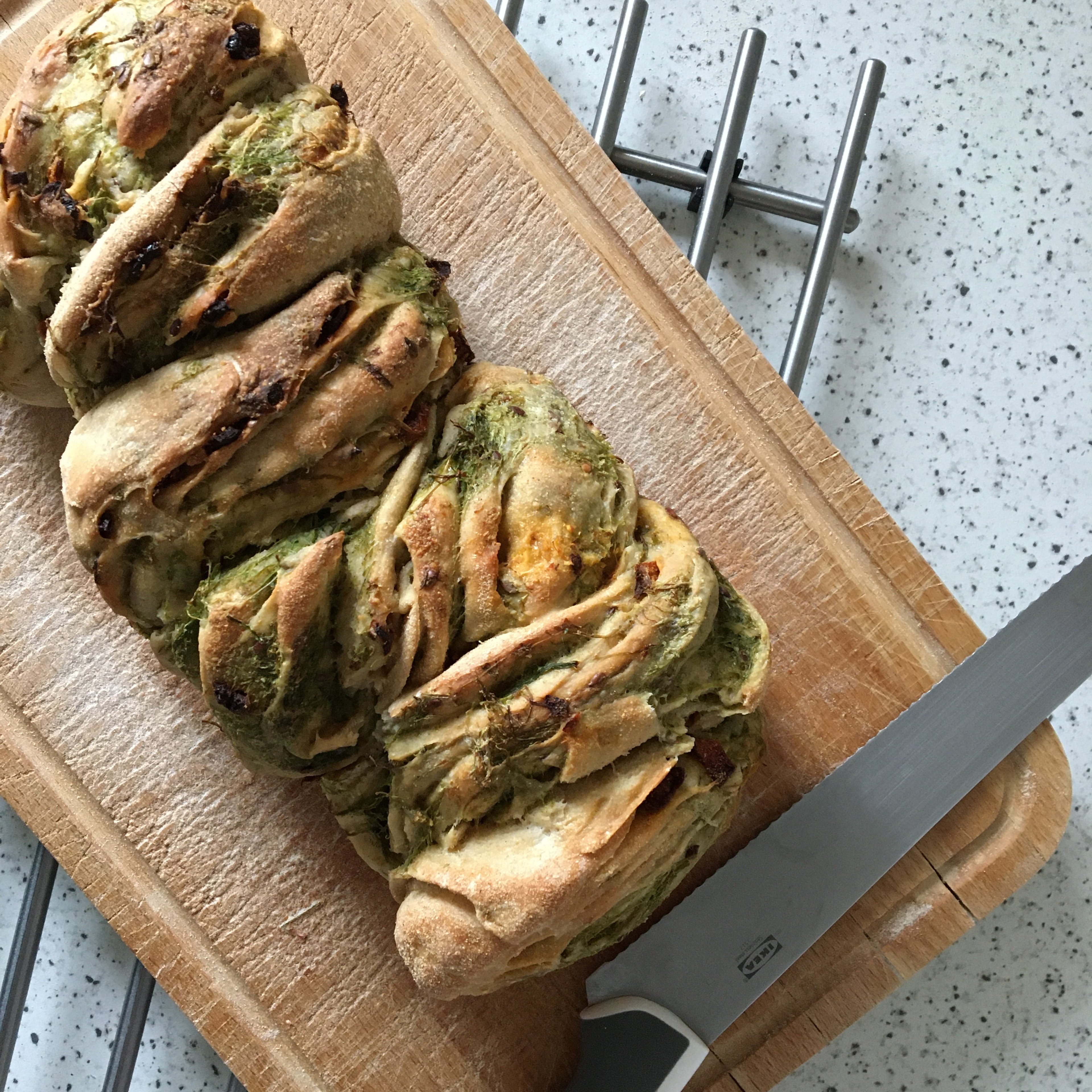 Babka-Bread with Sun-dried Tomato & Spinach Pesto